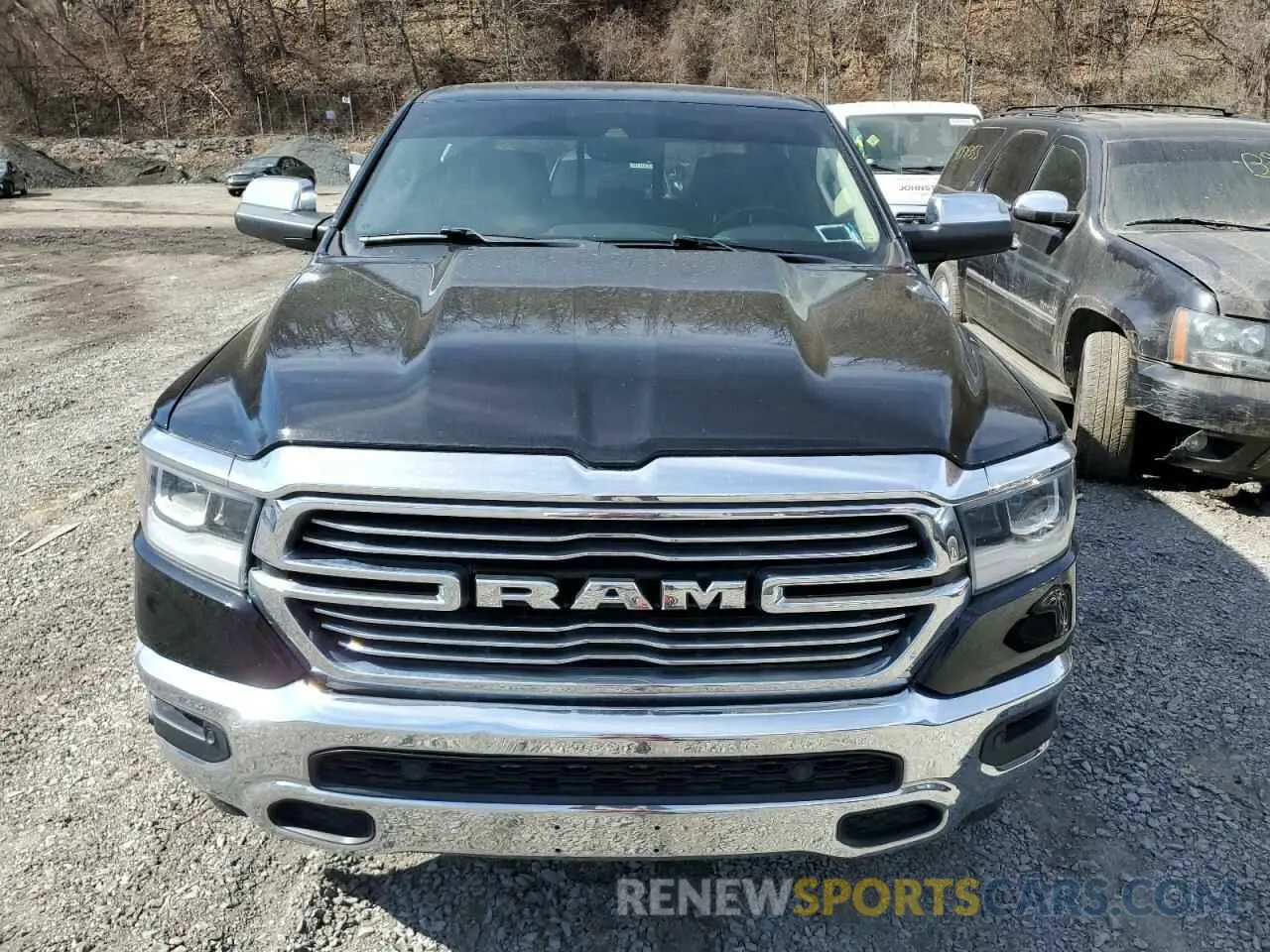 5 Photograph of a damaged car 1C6SRFJTXKN510668 RAM 1500 2019