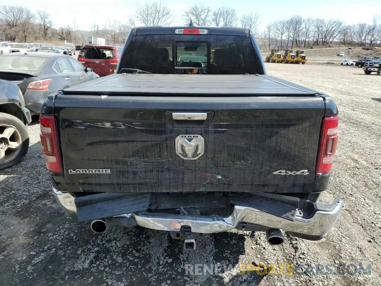 6 Photograph of a damaged car 1C6SRFJTXKN510668 RAM 1500 2019