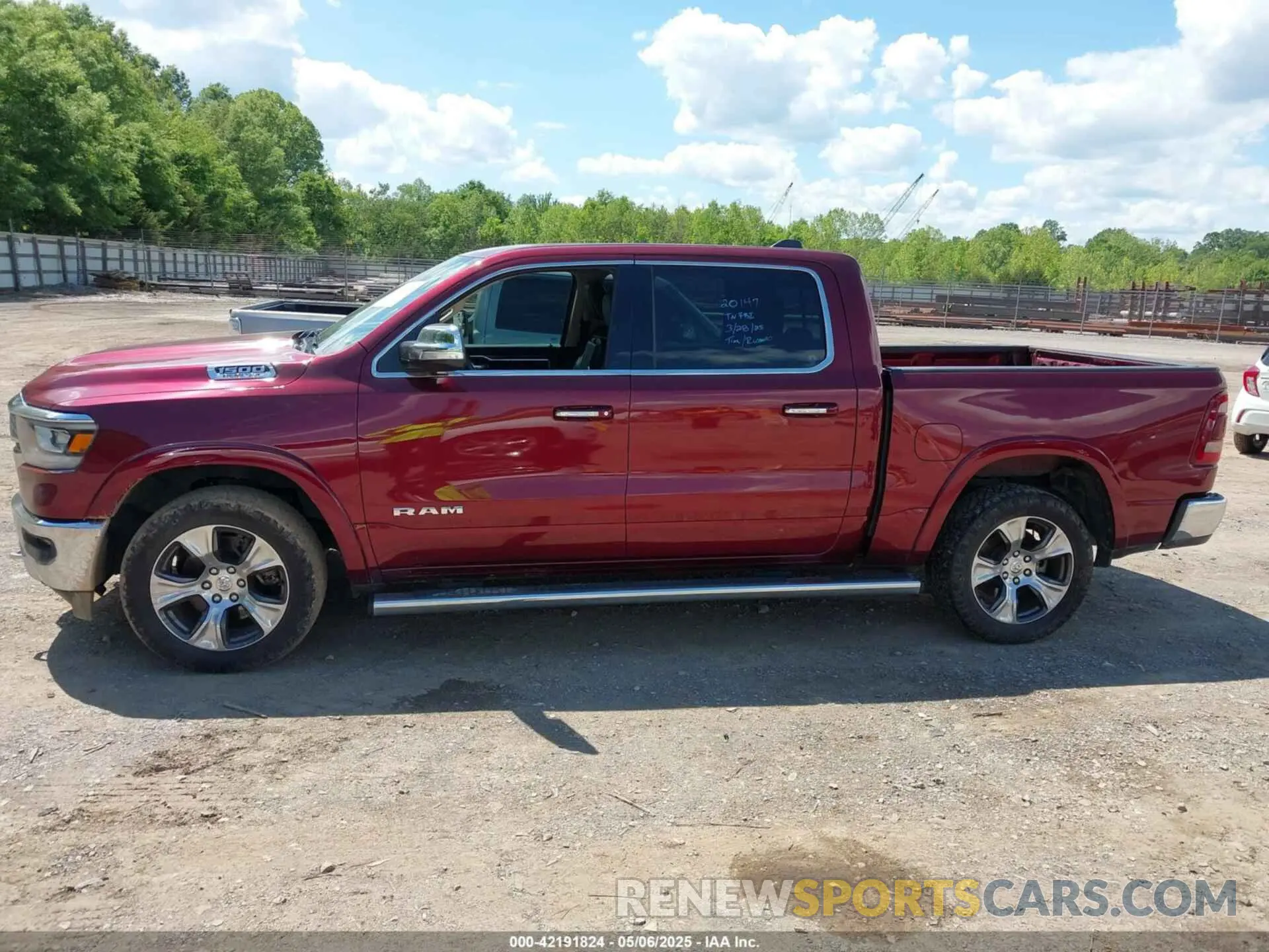 14 Photograph of a damaged car 1C6SRFJTXKN560180 RAM 1500 2019
