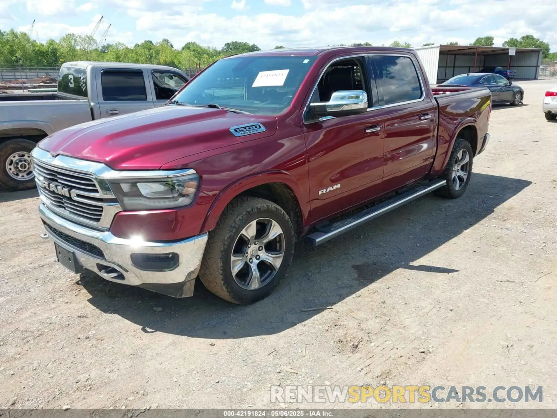 2 Photograph of a damaged car 1C6SRFJTXKN560180 RAM 1500 2019