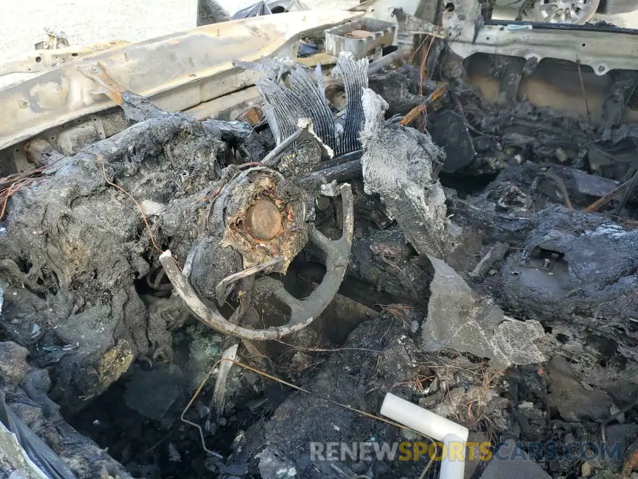 8 Photograph of a damaged car 1C6SRFJTXKN910729 RAM 1500 2019
