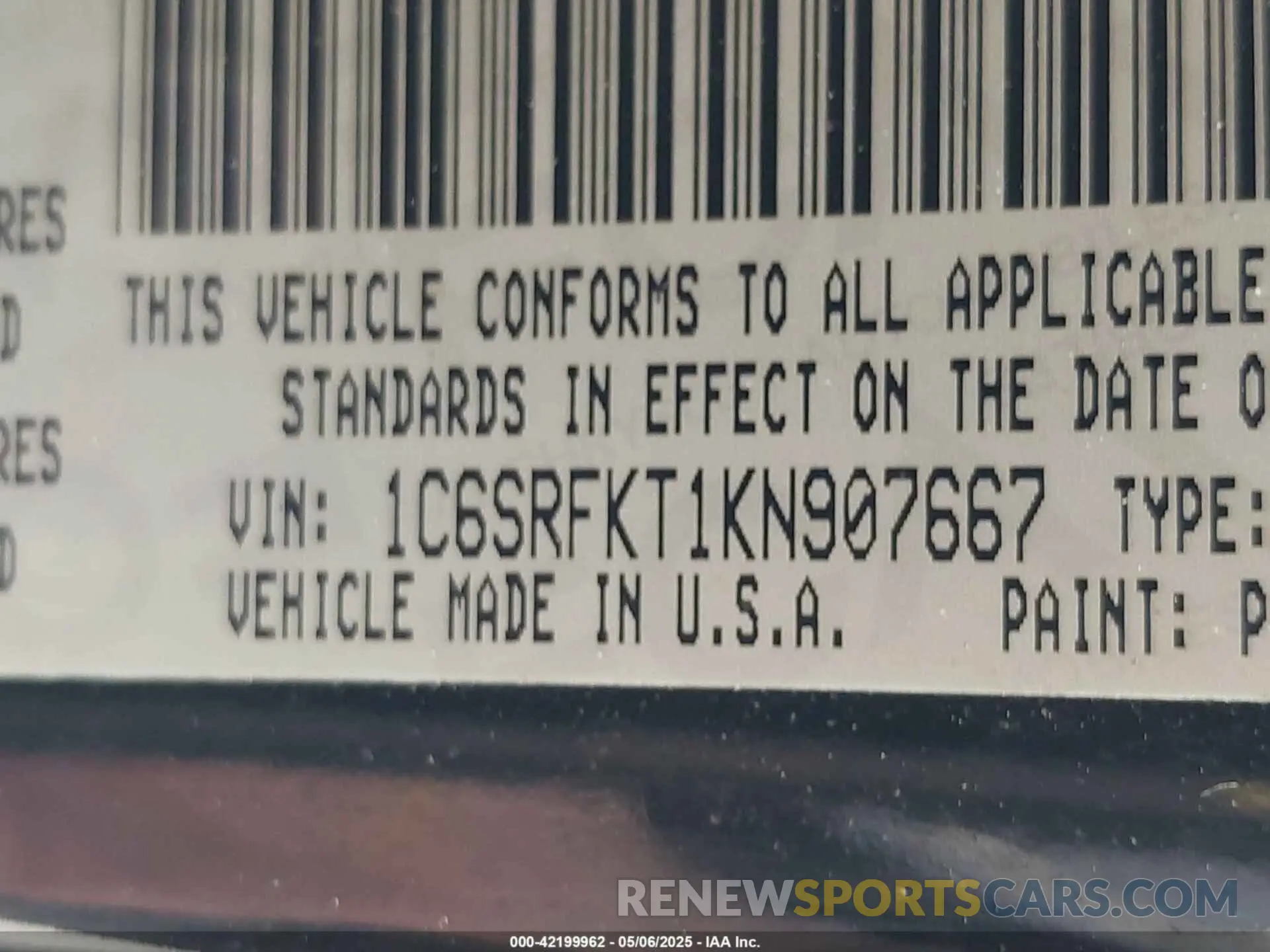 9 Photograph of a damaged car 1C6SRFKT1KN907667 RAM 1500 2019