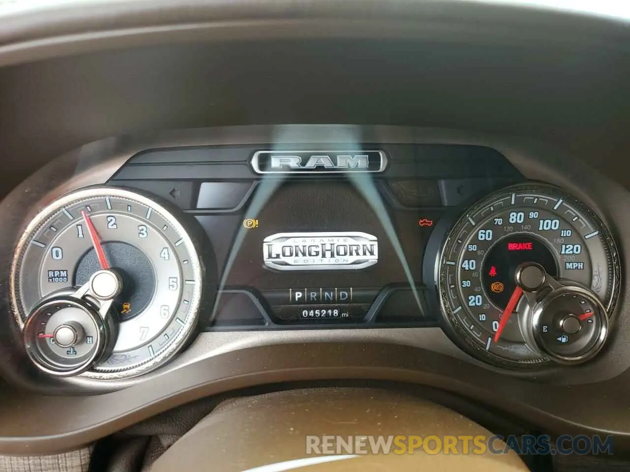9 Photograph of a damaged car 1C6SRFKT2KN764471 RAM 1500 2019
