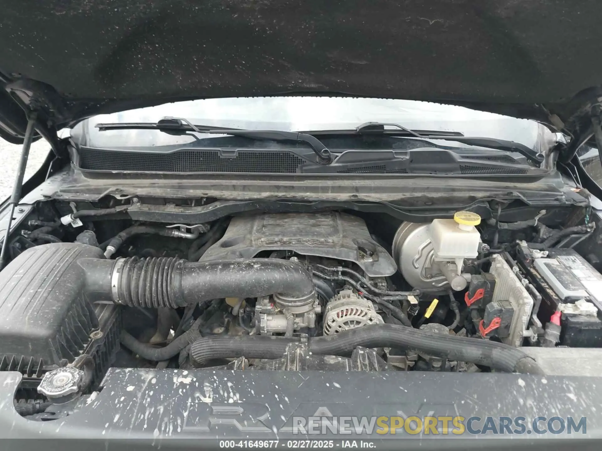 10 Photograph of a damaged car 1C6SRFKT4KN518389 RAM 1500 2019