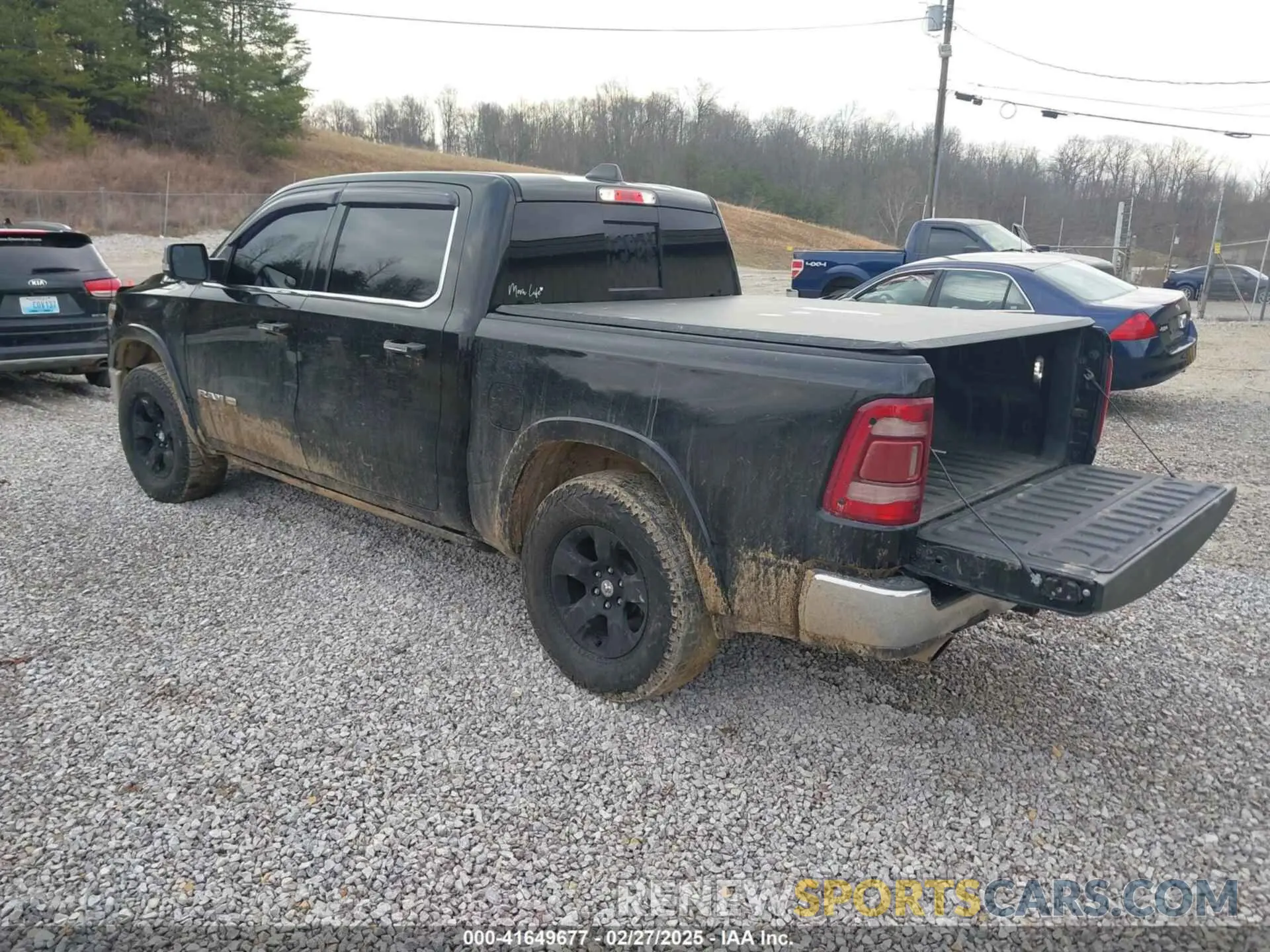 3 Photograph of a damaged car 1C6SRFKT4KN518389 RAM 1500 2019