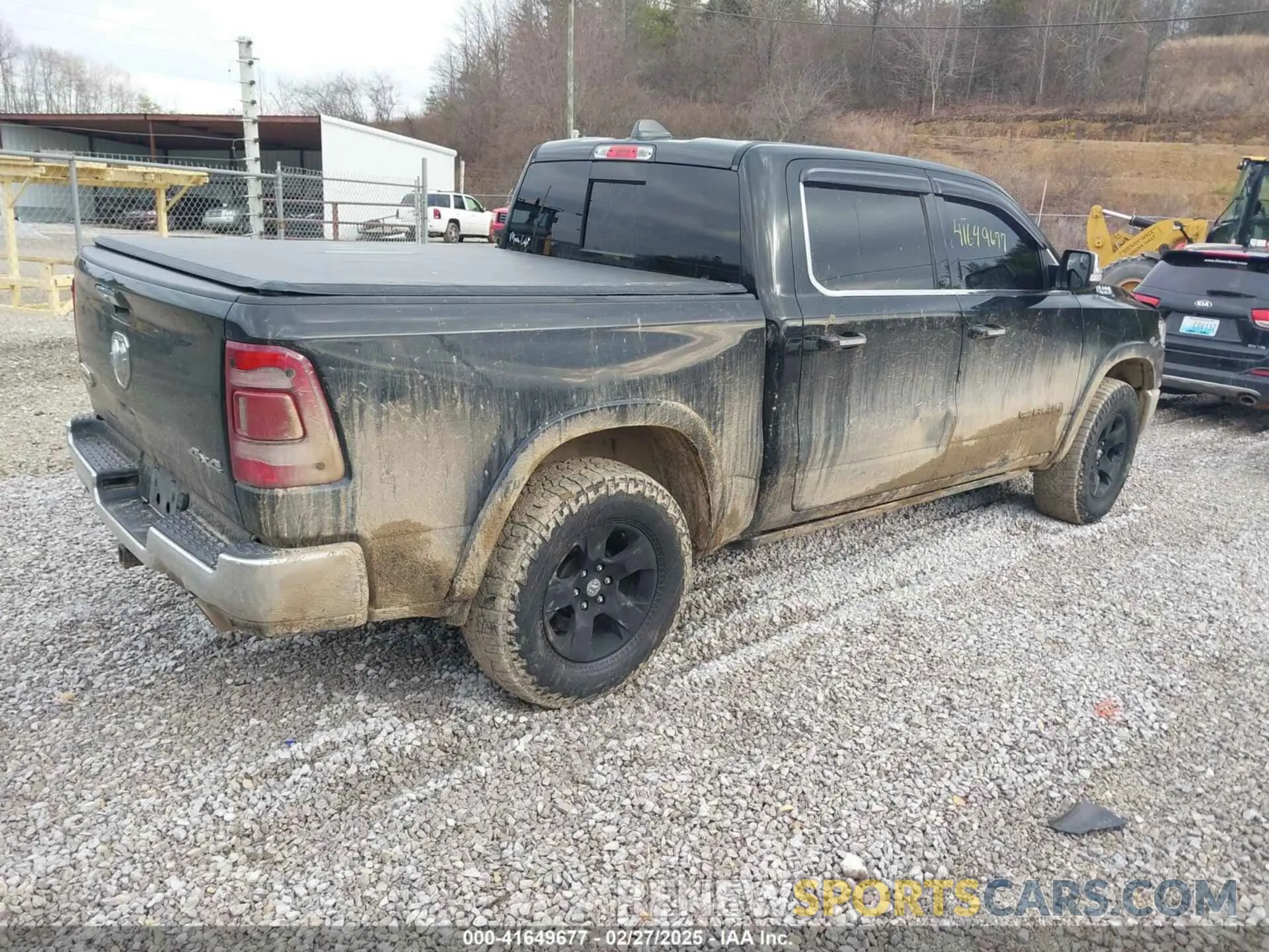 4 Photograph of a damaged car 1C6SRFKT4KN518389 RAM 1500 2019