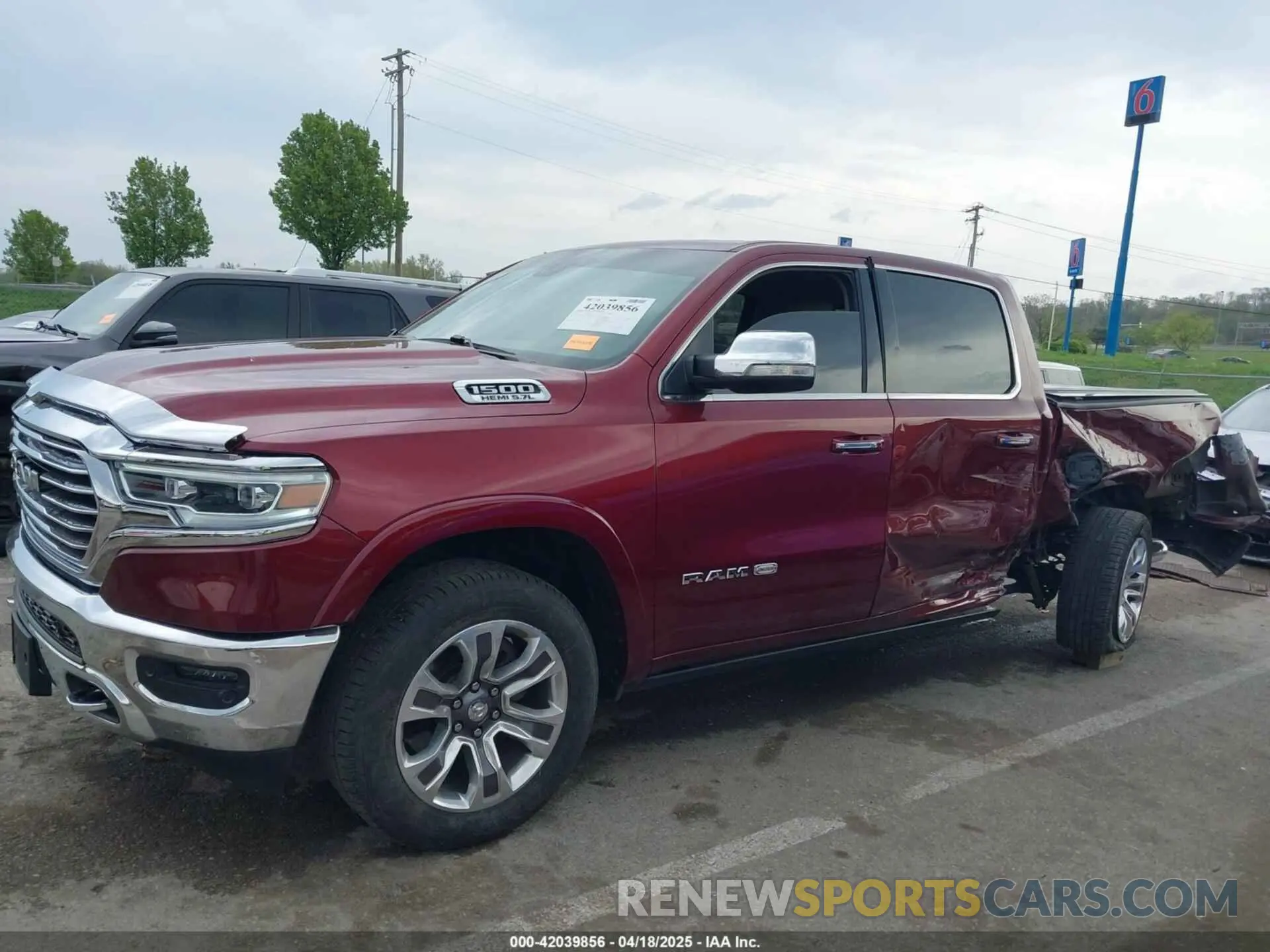 15 Photograph of a damaged car 1C6SRFKT4KN640718 RAM 1500 2019