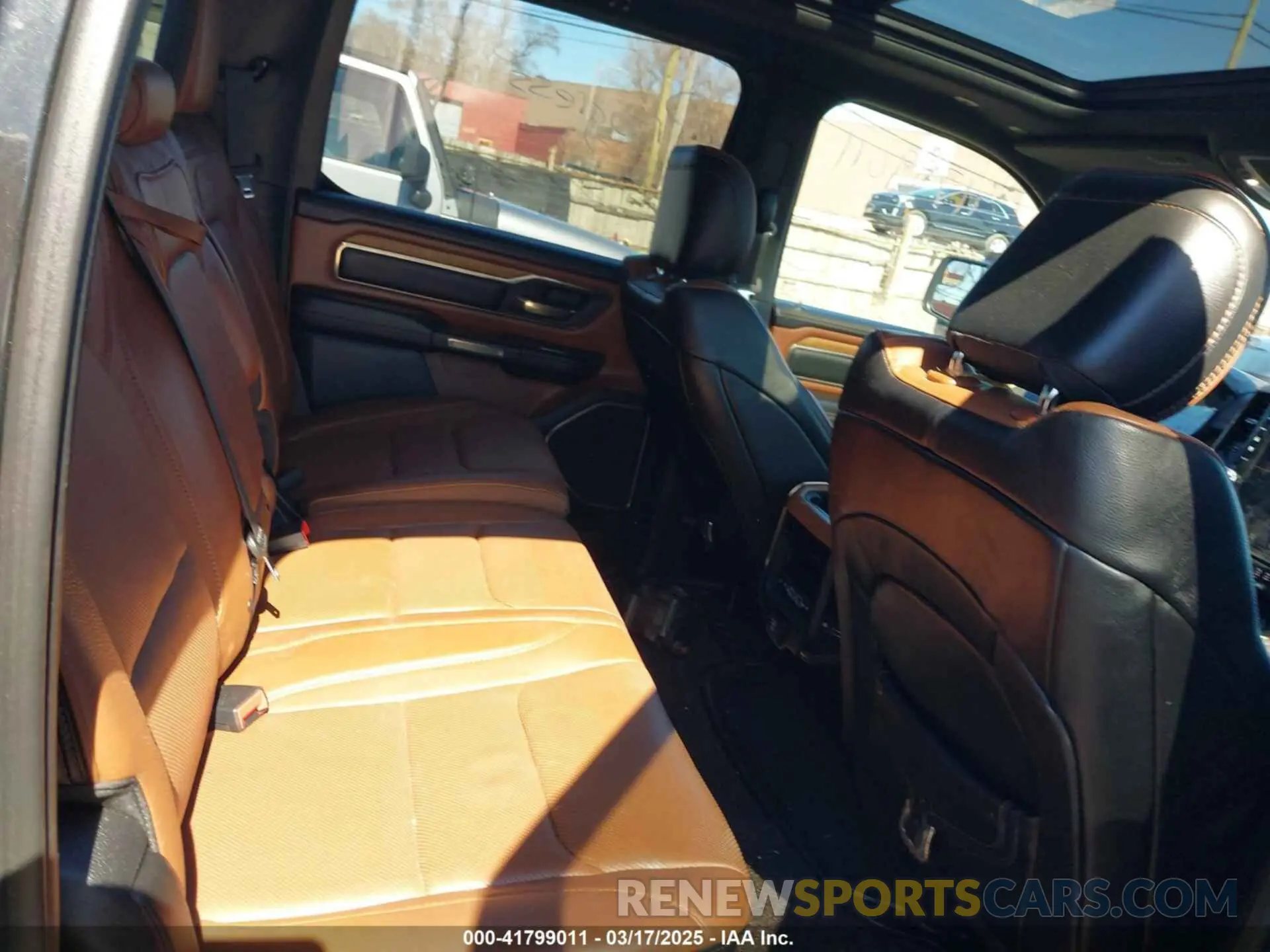 8 Photograph of a damaged car 1C6SRFKT5KN700506 RAM 1500 2019