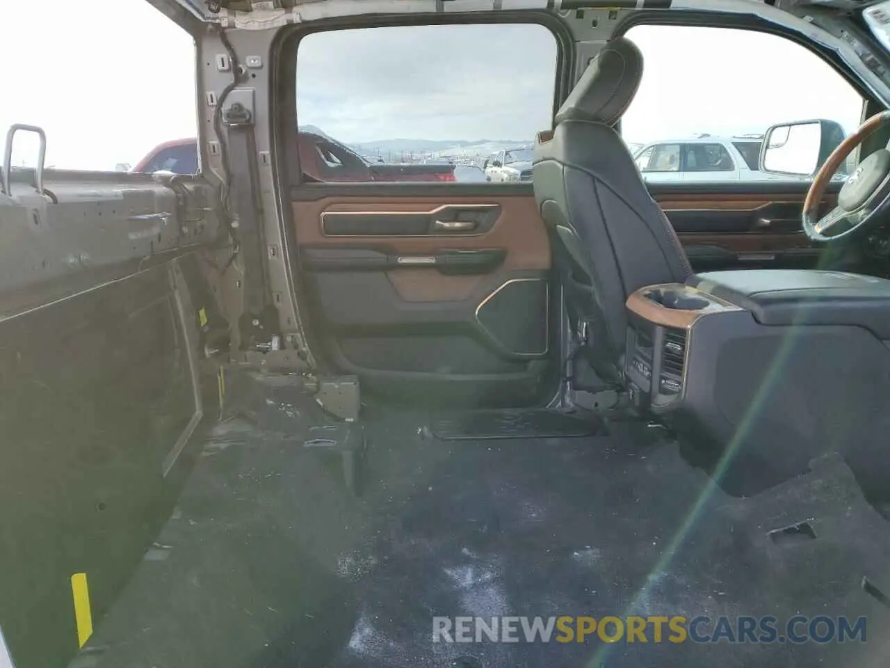 10 Photograph of a damaged car 1C6SRFKT9KN830899 RAM 1500 2019