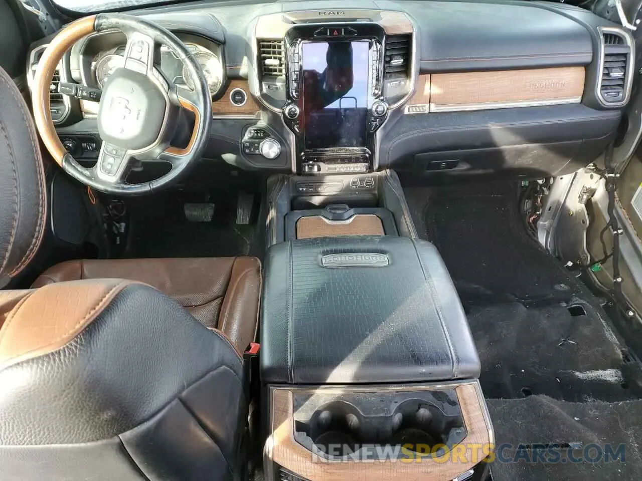 8 Photograph of a damaged car 1C6SRFKT9KN830899 RAM 1500 2019