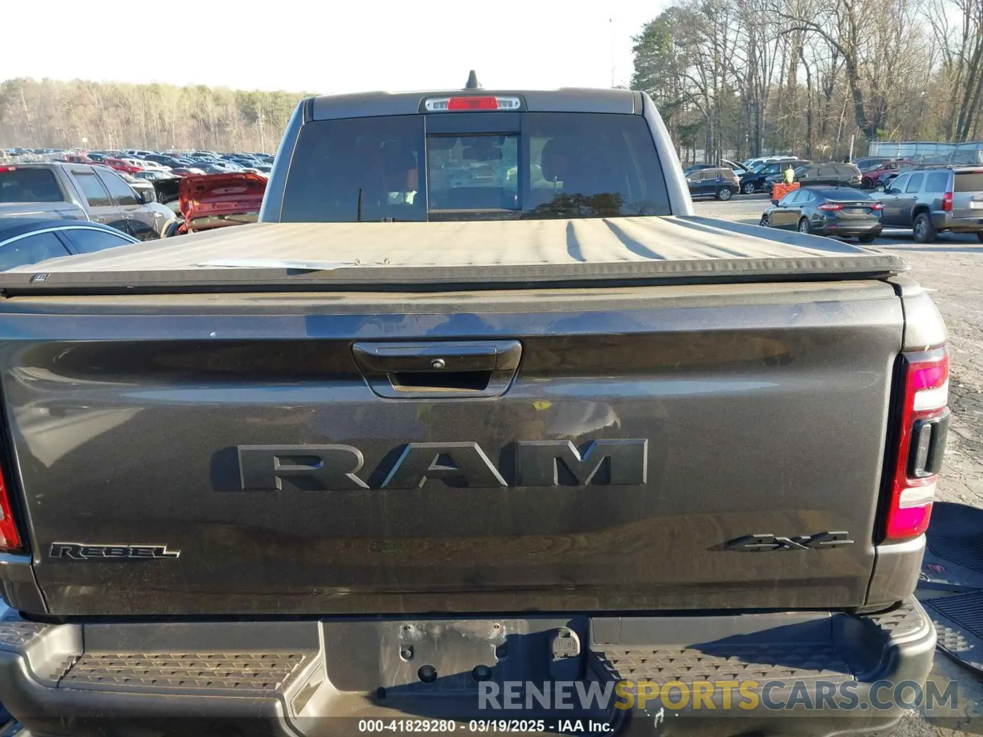 16 Photograph of a damaged car 1C6SRFLT0KN688814 RAM 1500 2019