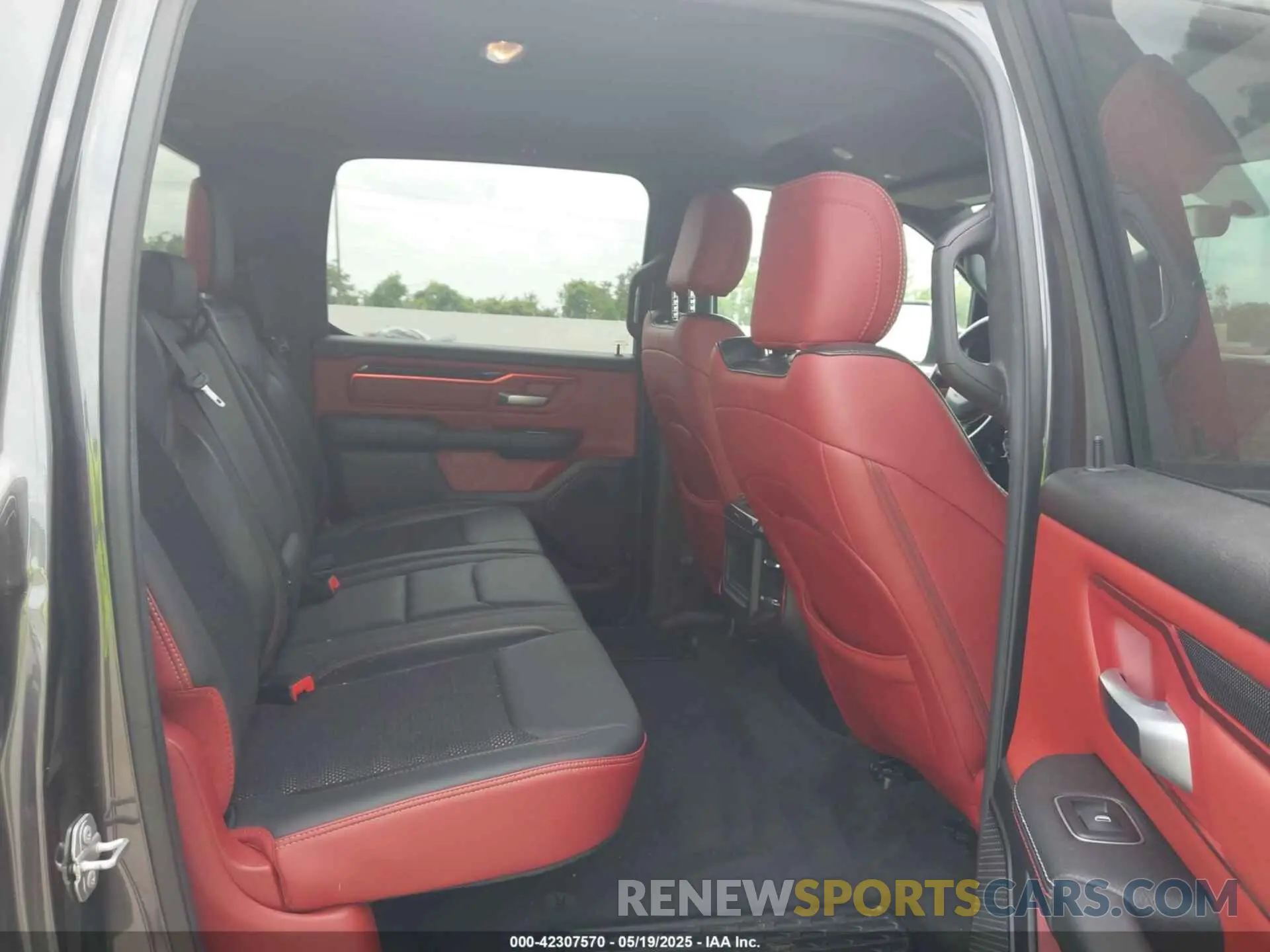 8 Photograph of a damaged car 1C6SRFLT0KN845113 RAM 1500 2019