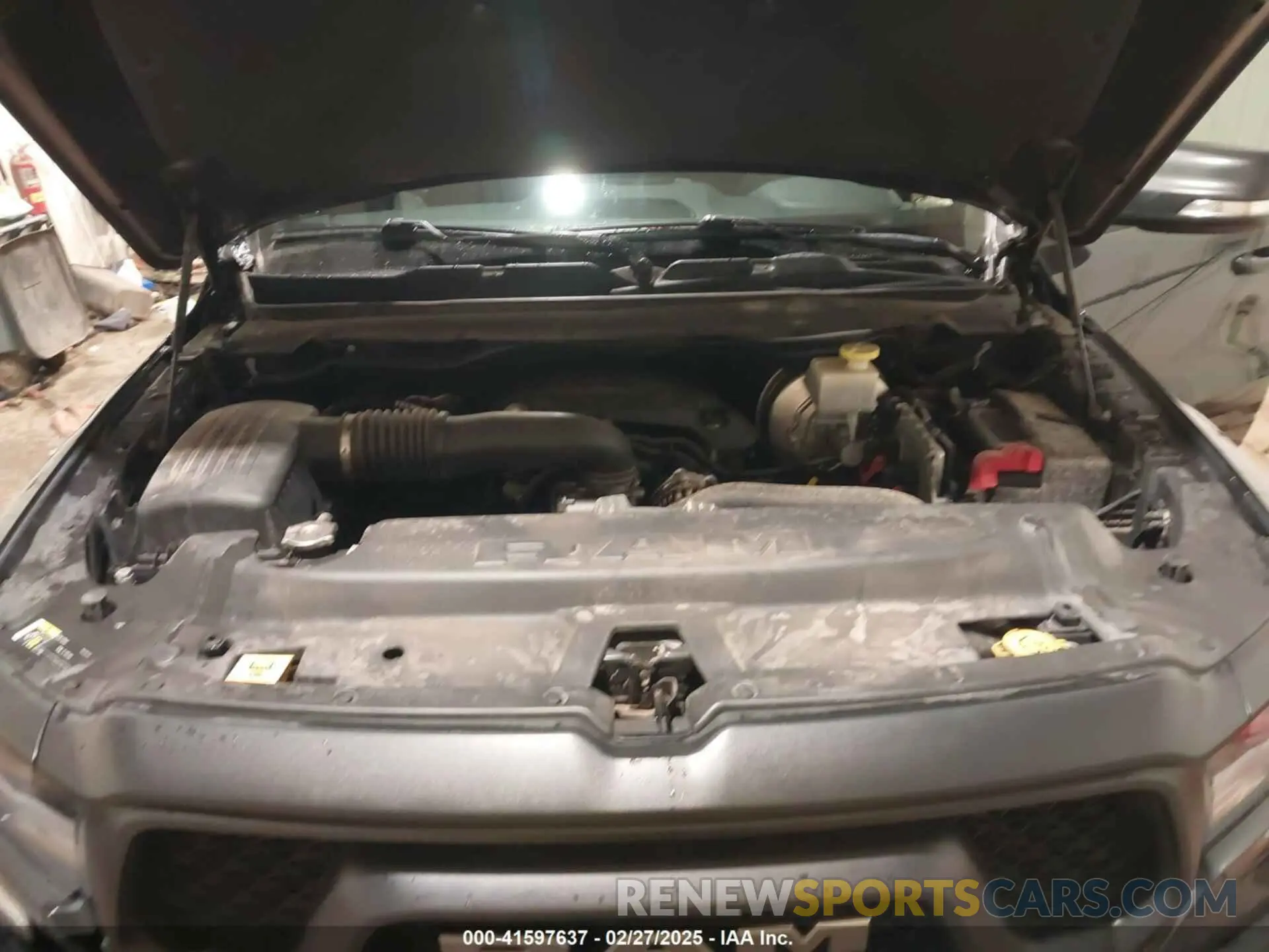 10 Photograph of a damaged car 1C6SRFLT0KN897440 RAM 1500 2019