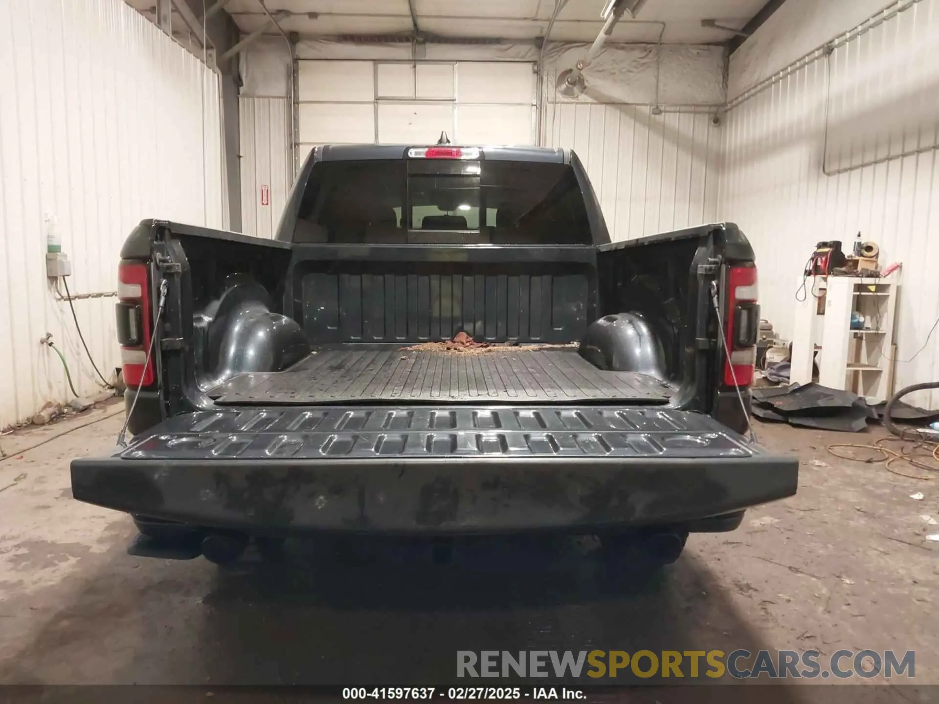 17 Photograph of a damaged car 1C6SRFLT0KN897440 RAM 1500 2019