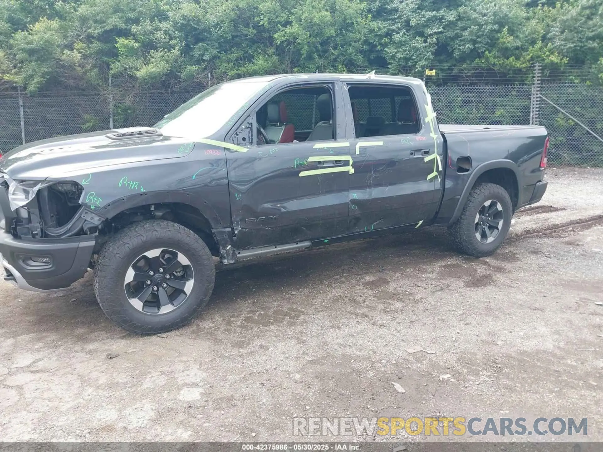 2 Photograph of a damaged car 1C6SRFLT1KN784936 RAM 1500 2019