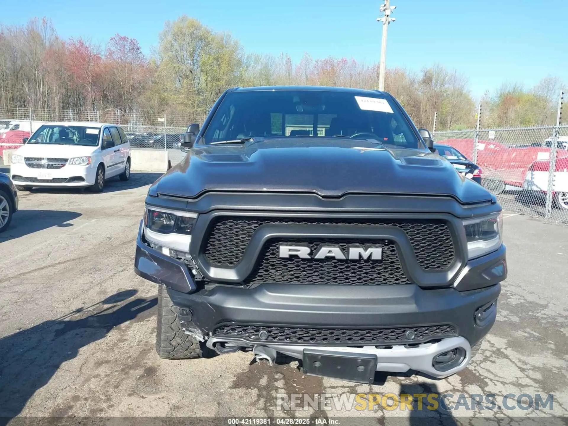 13 Photograph of a damaged car 1C6SRFLT3KN900251 RAM 1500 2019