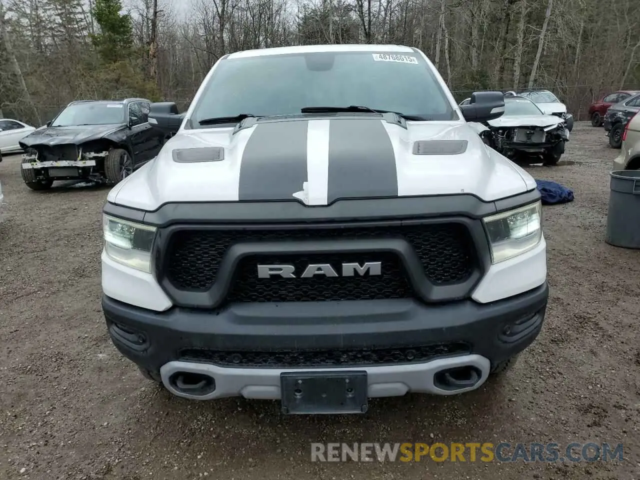 5 Photograph of a damaged car 1C6SRFLT8KN890137 RAM 1500 2019