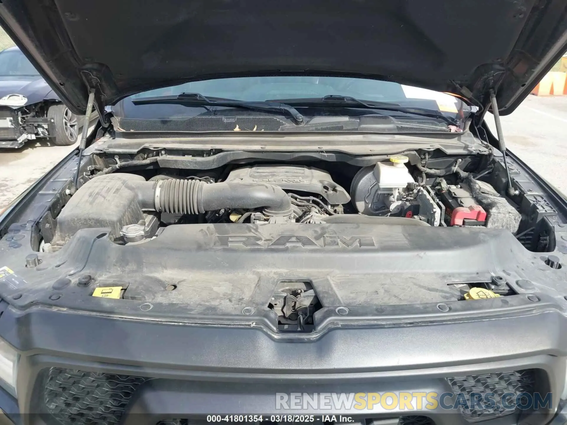 10 Photograph of a damaged car 1C6SRFLT9KN690335 RAM 1500 2019
