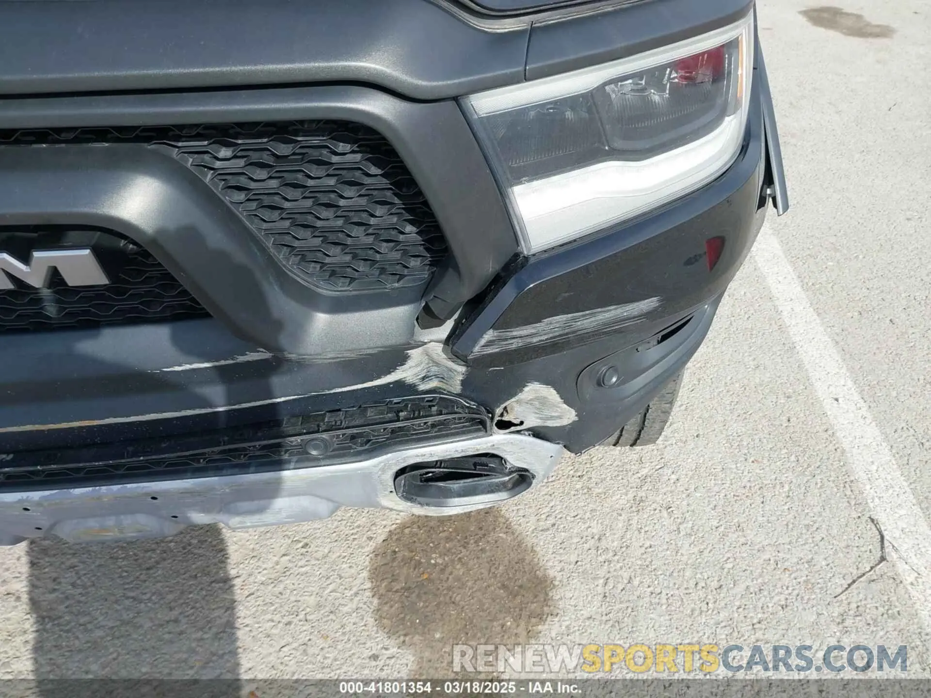 6 Photograph of a damaged car 1C6SRFLT9KN690335 RAM 1500 2019