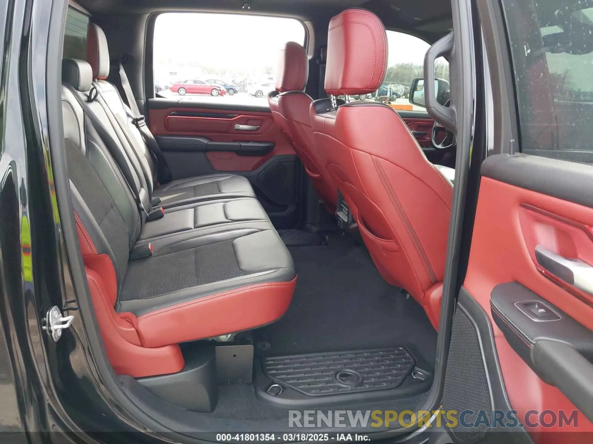 8 Photograph of a damaged car 1C6SRFLT9KN690335 RAM 1500 2019
