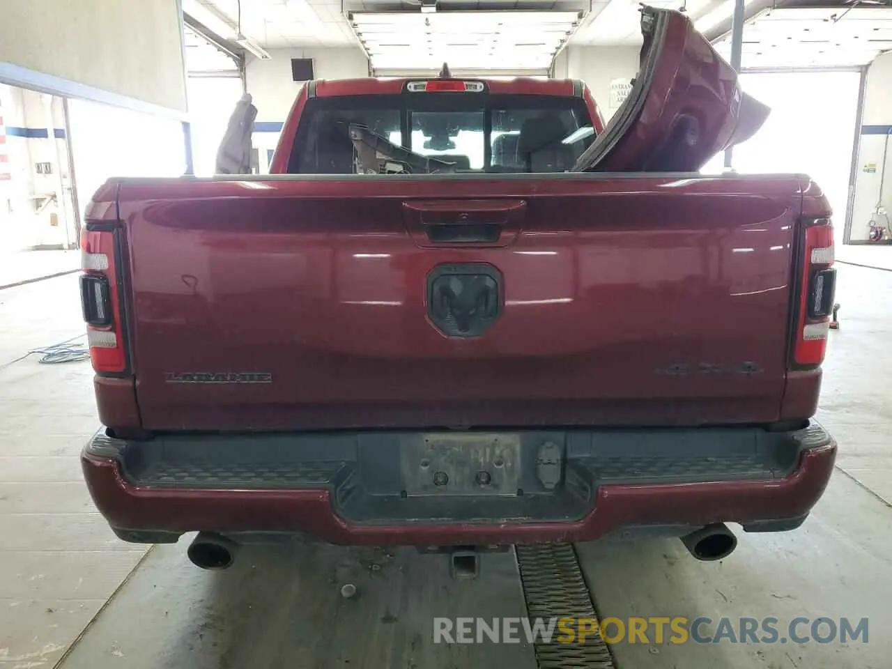 6 Photograph of a damaged car 1C6SRFLTXKN843840 RAM 1500 2019