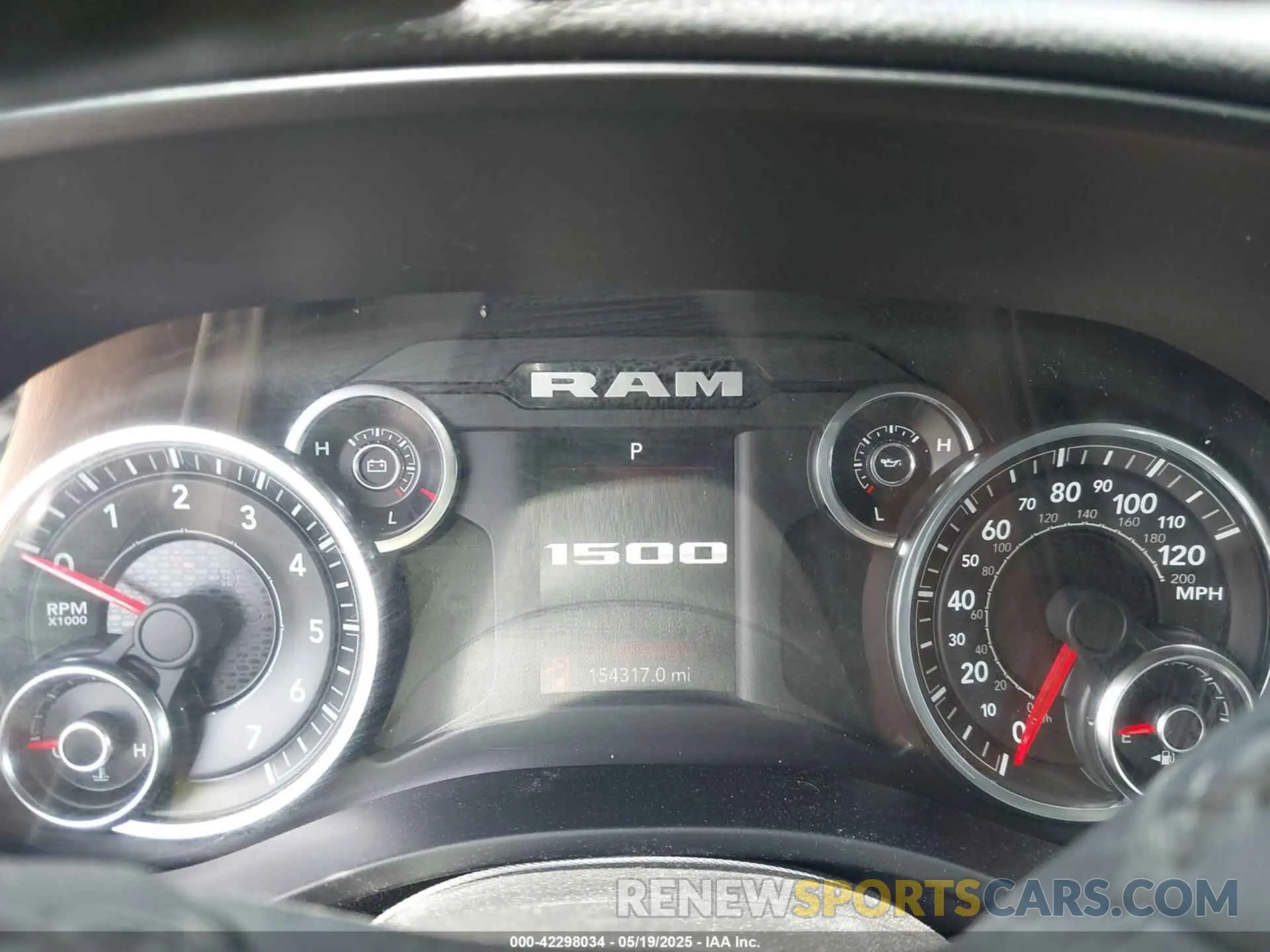 7 Photograph of a damaged car 1C6SRFMT0KN698483 RAM 1500 2019