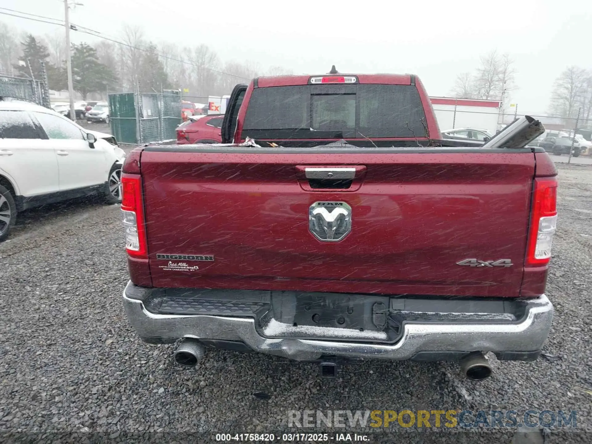 16 Photograph of a damaged car 1C6SRFMT2KN577034 RAM 1500 2019