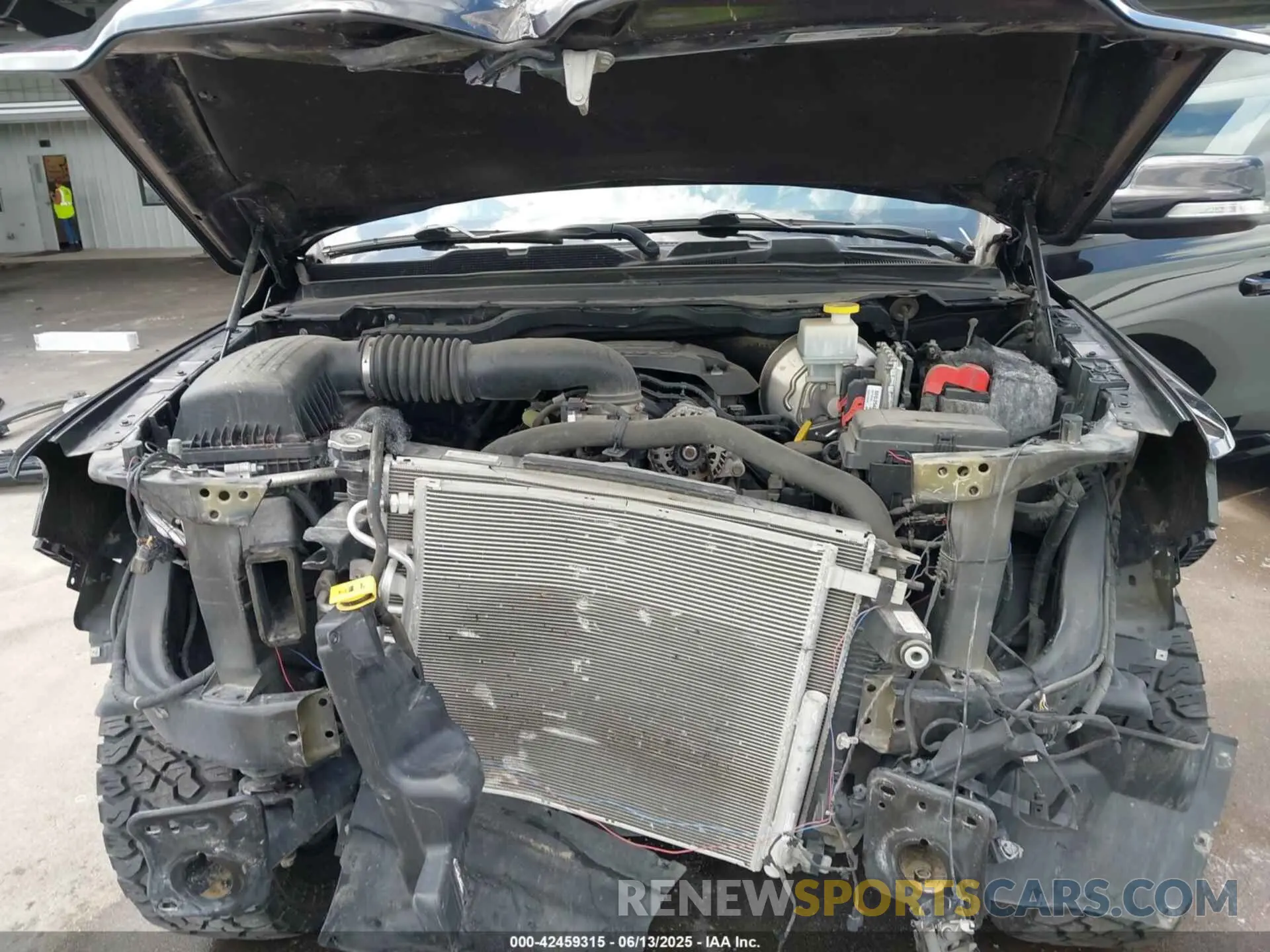 10 Photograph of a damaged car 1C6SRFMT7KN736680 RAM 1500 2019