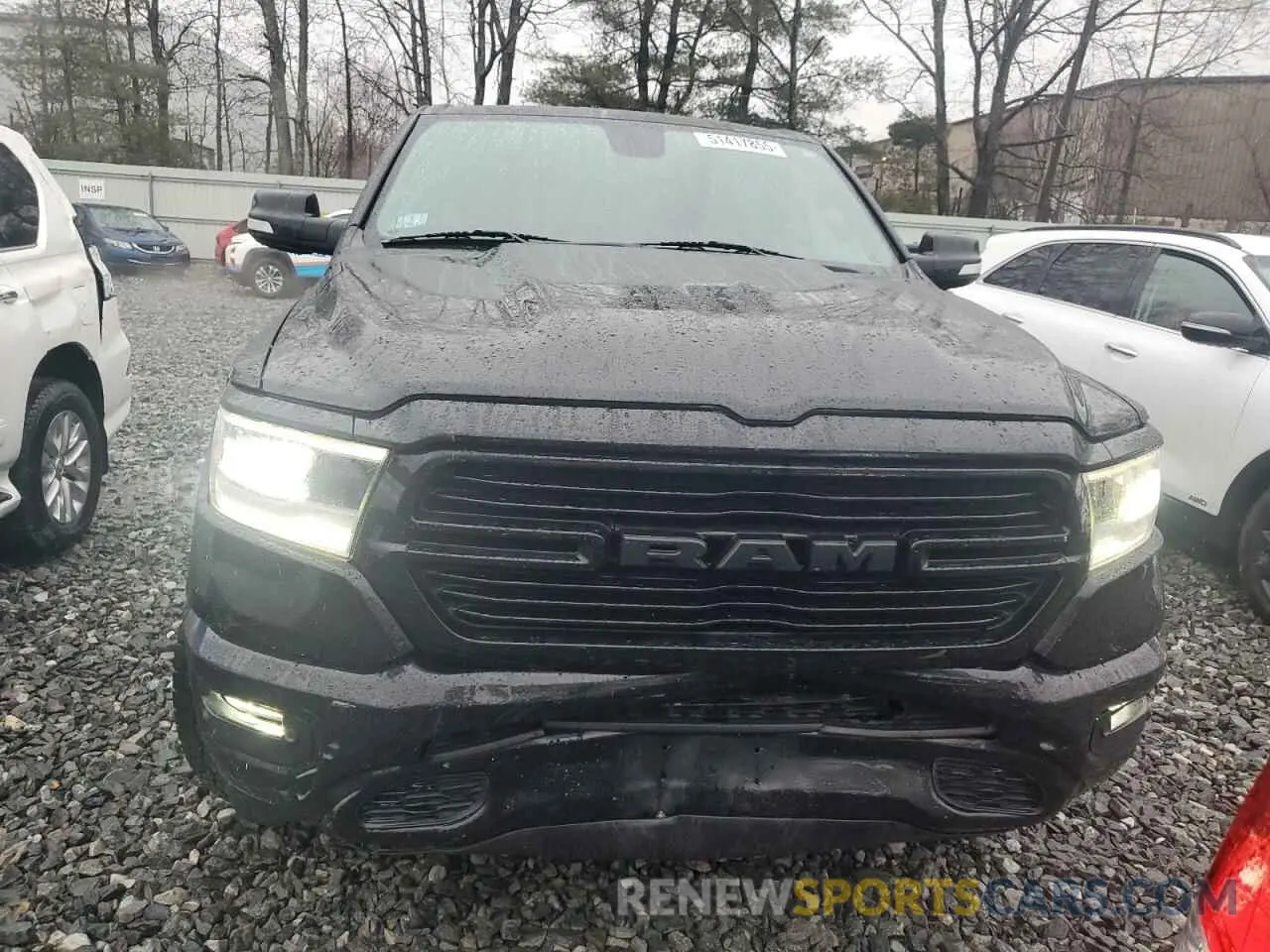 5 Photograph of a damaged car 1C6SRFMT8KN848209 RAM 1500 2019