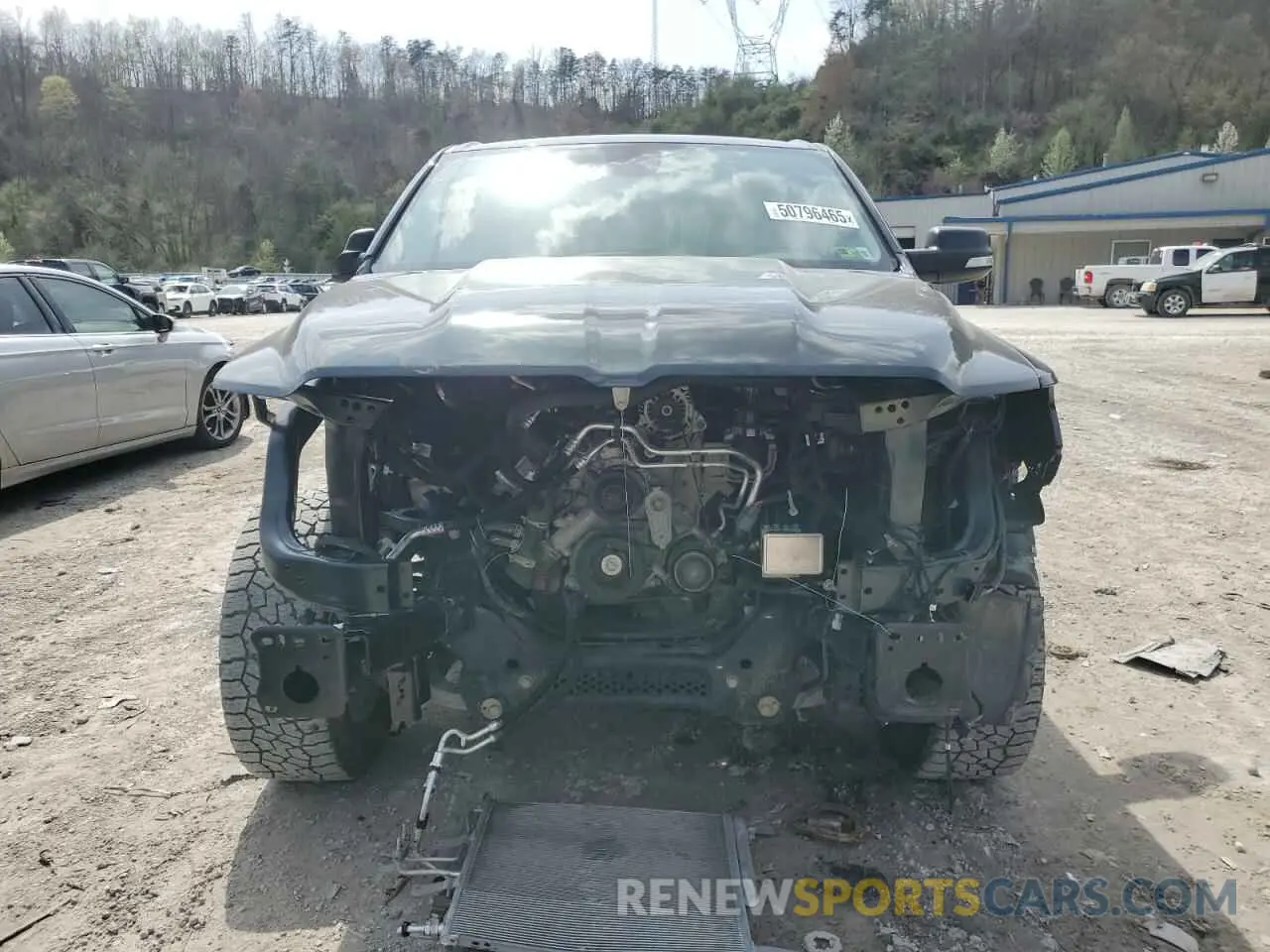 5 Photograph of a damaged car 1C6SRFMT8KN864295 RAM 1500 2019
