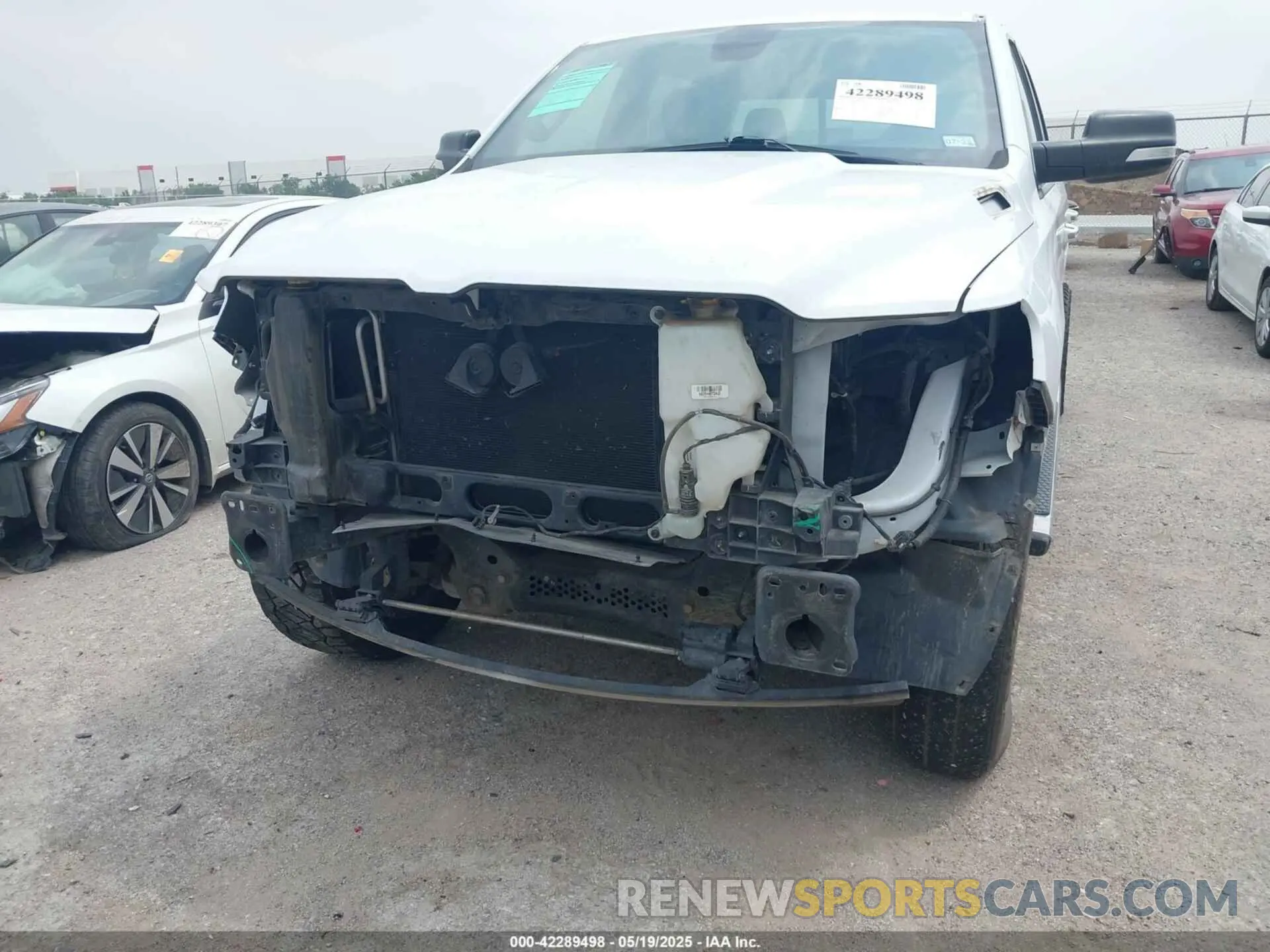 17 Photograph of a damaged car 1C6SRFMT9KN644227 RAM 1500 2019