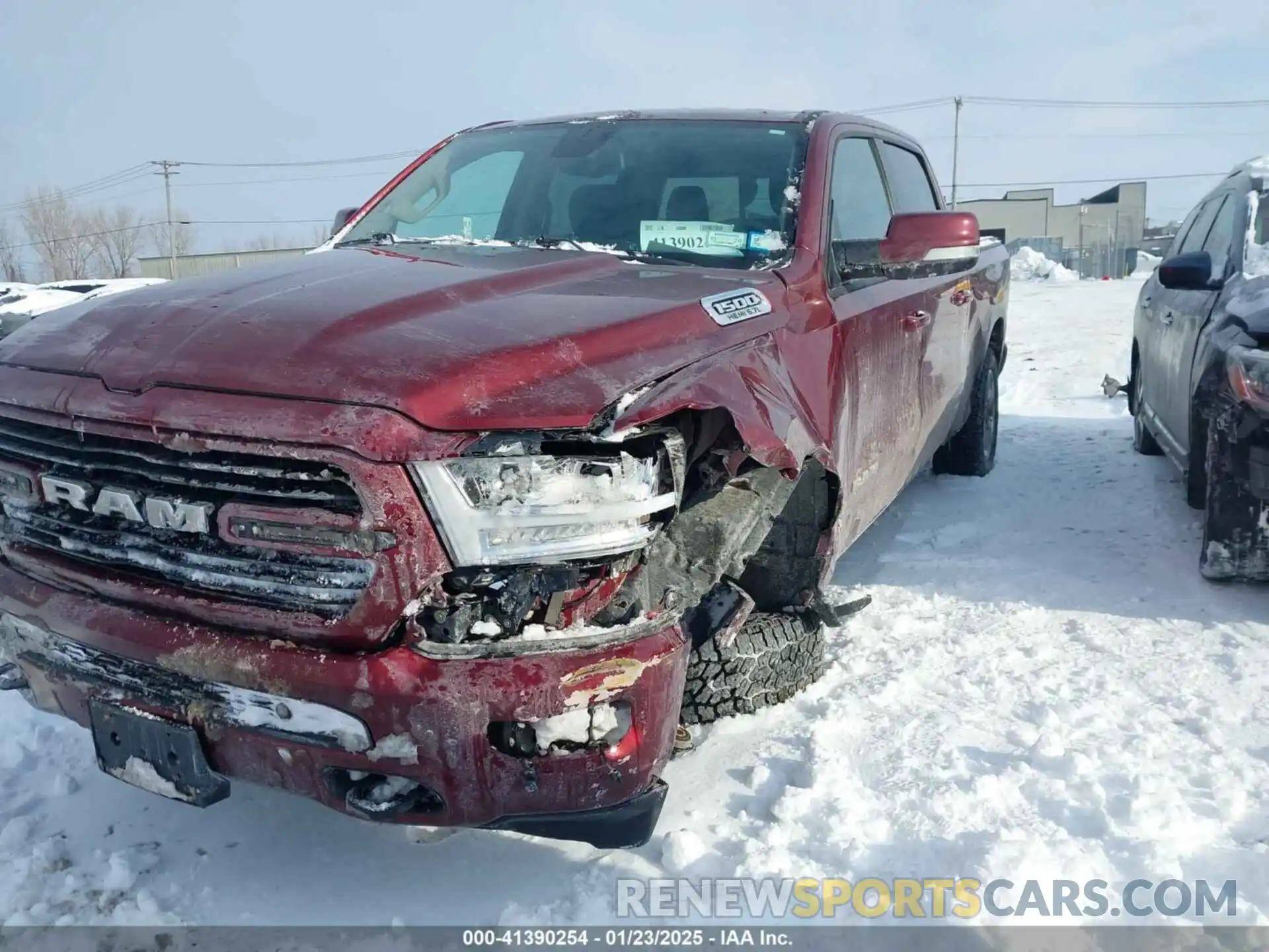 6 Photograph of a damaged car 1C6SRFMTXKN737063 RAM 1500 2019