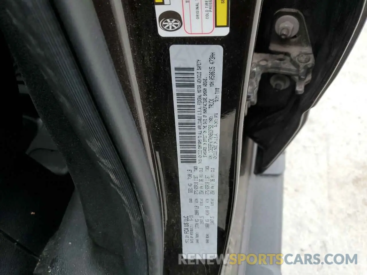 12 Photograph of a damaged car 1C6SRFNT7KN863752 RAM 1500 2019