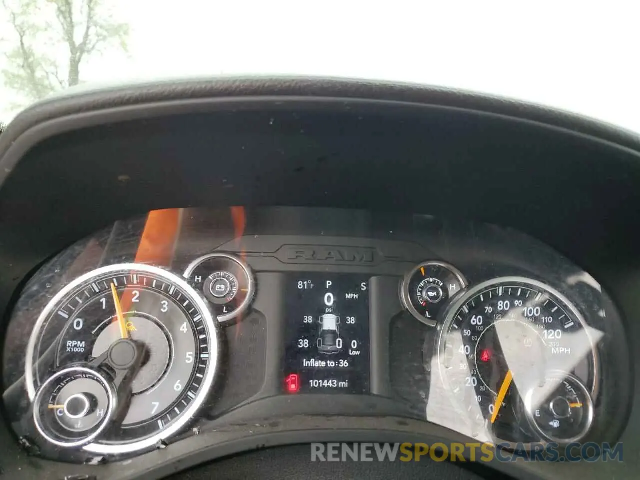 9 Photograph of a damaged car 1C6SRFNT7KN863752 RAM 1500 2019