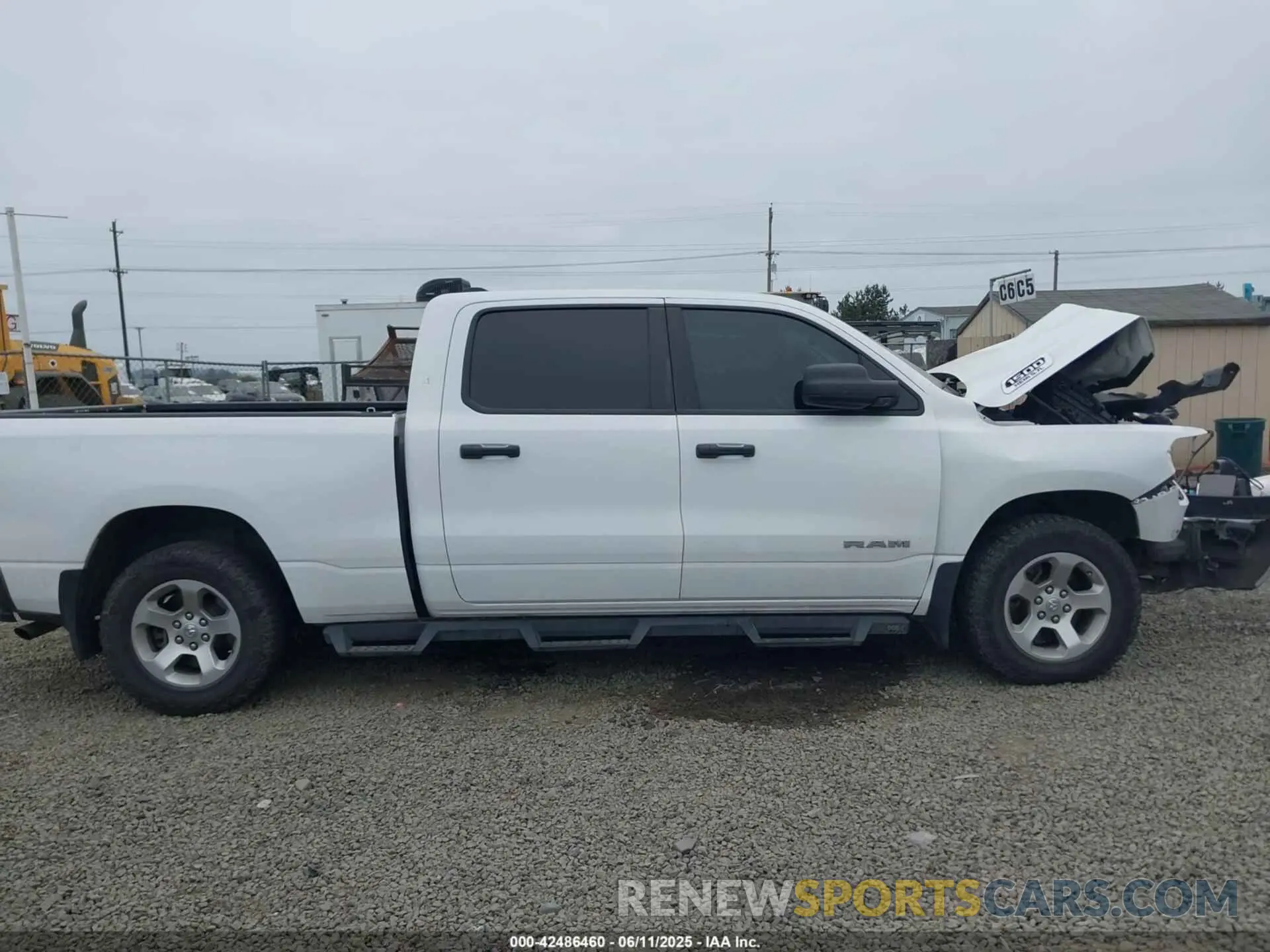 13 Photograph of a damaged car 1C6SRFNT8KN545042 RAM 1500 2019
