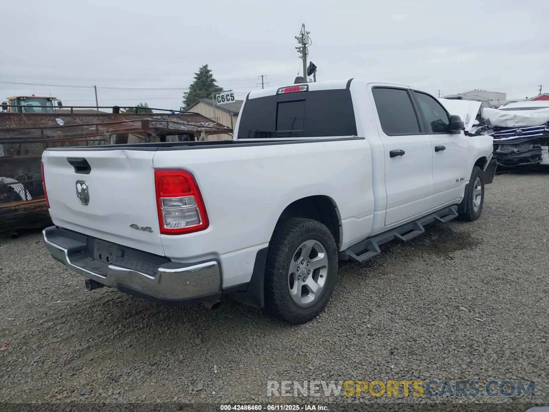4 Photograph of a damaged car 1C6SRFNT8KN545042 RAM 1500 2019