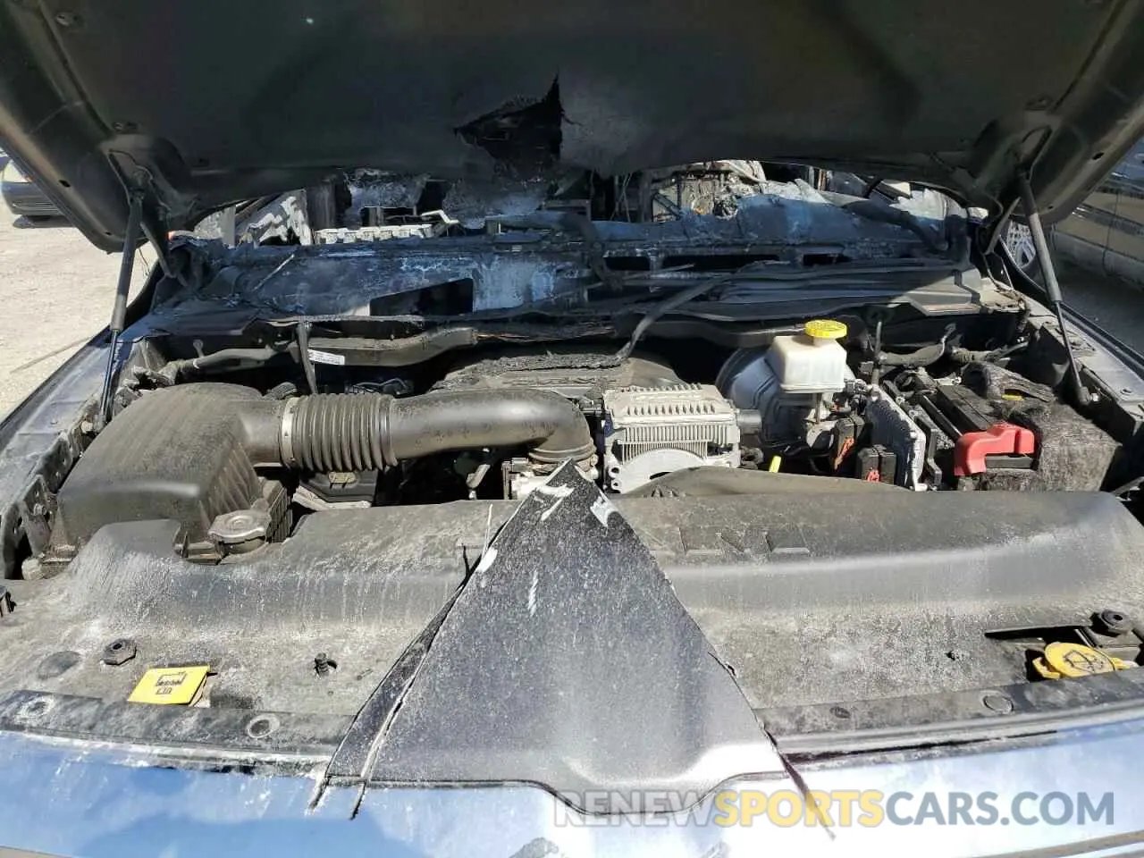 11 Photograph of a damaged car 1C6SRFPT2KN829974 RAM 1500 2019