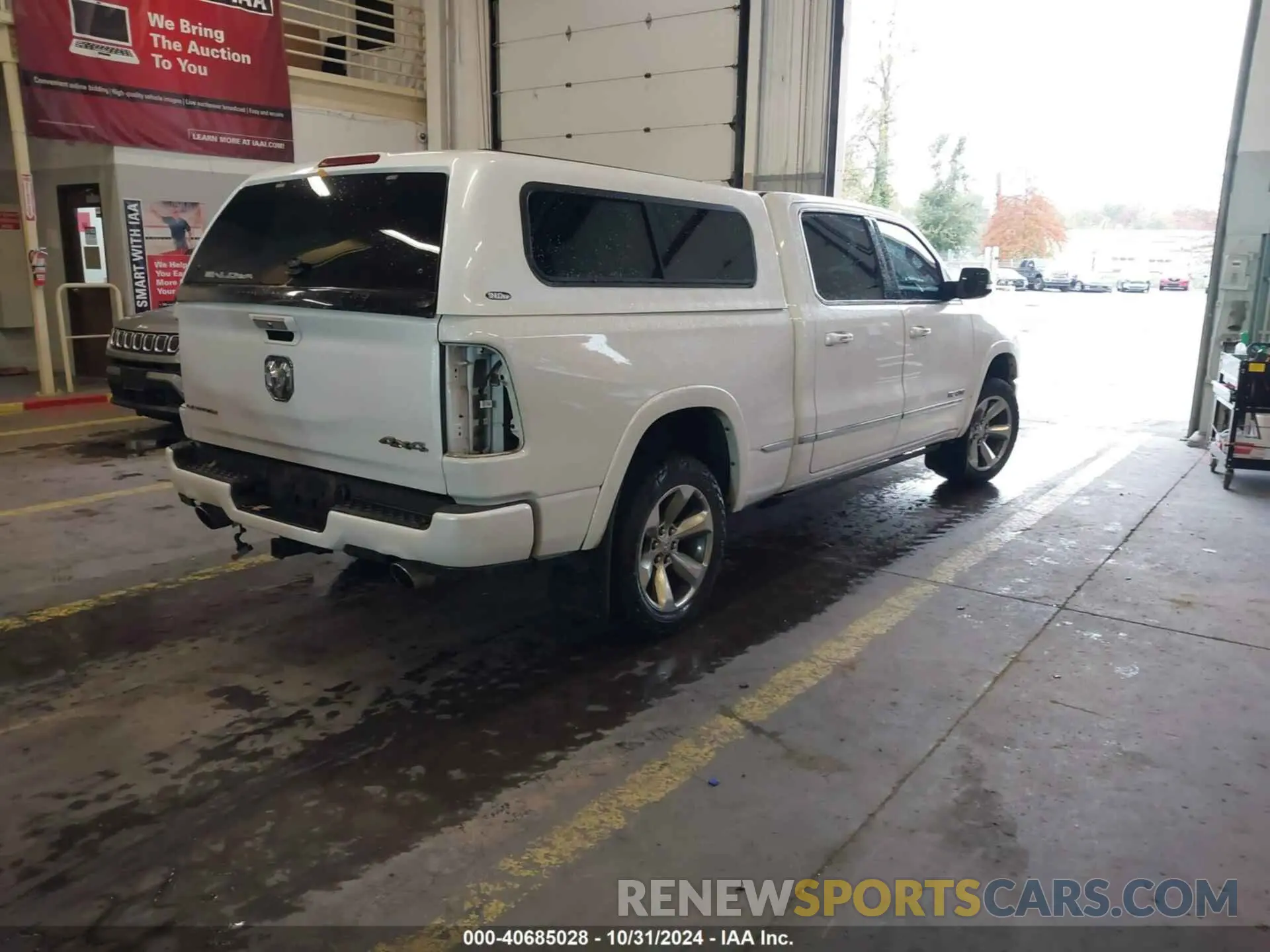 4 Photograph of a damaged car 1C6SRFPTXKN751914 RAM 1500 2019