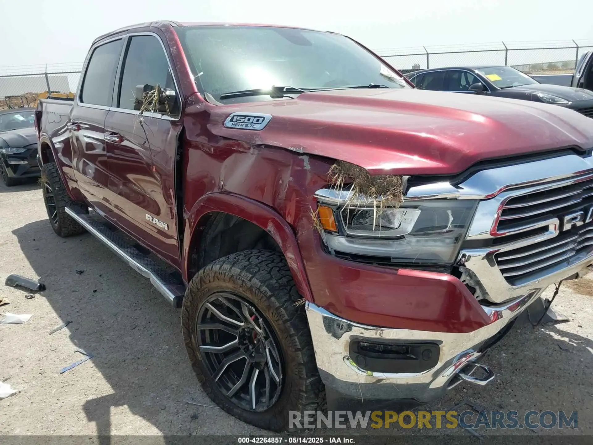 6 Photograph of a damaged car 1C6SRFRT6KN653315 RAM 1500 2019