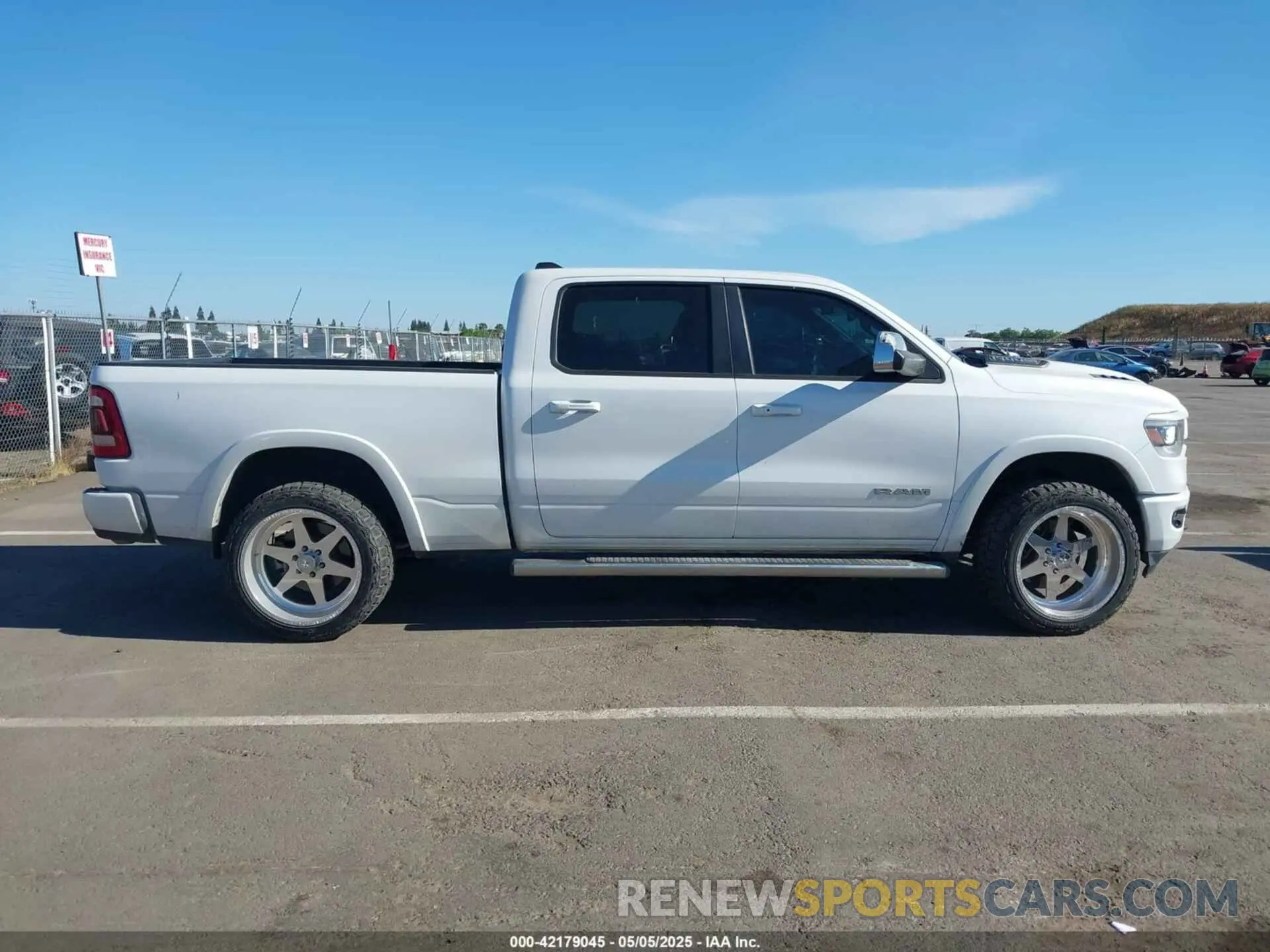 13 Photograph of a damaged car 1C6SRFRT8KN687191 RAM 1500 2019