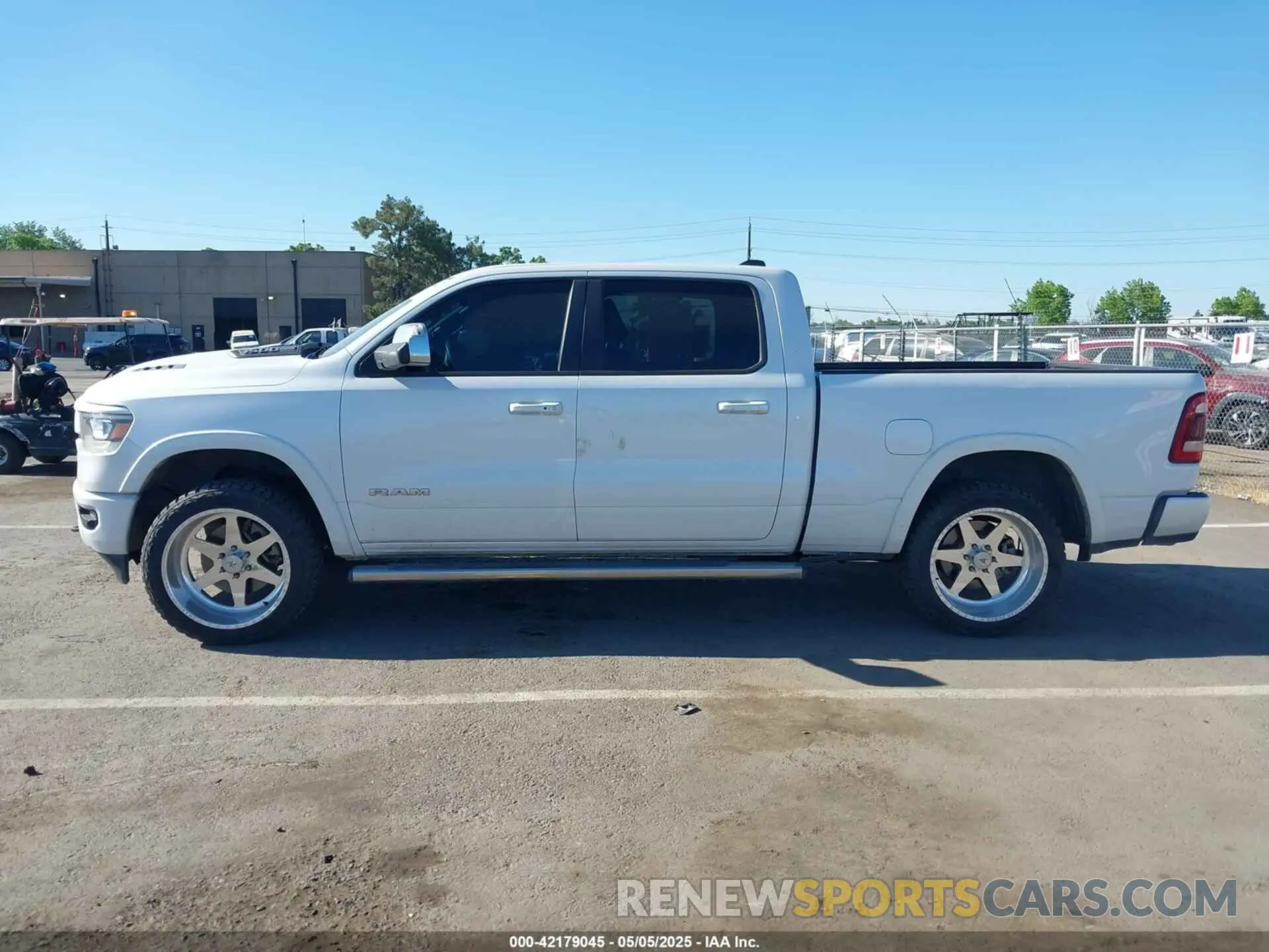 14 Photograph of a damaged car 1C6SRFRT8KN687191 RAM 1500 2019