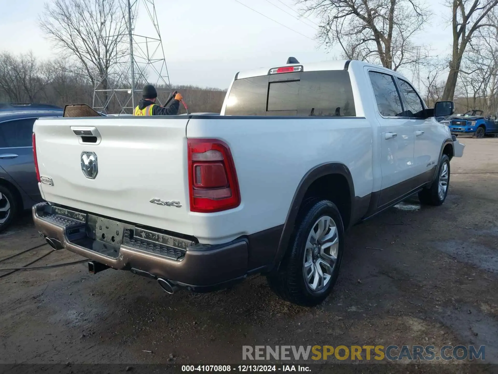 4 Photograph of a damaged car 1C6SRFST6KN886928 RAM 1500 2019