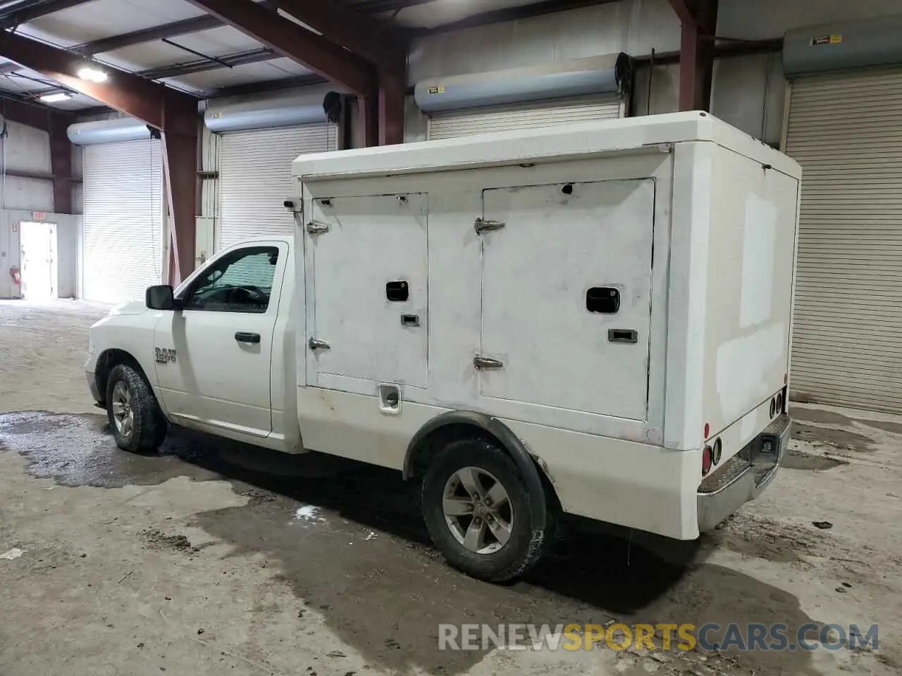 2 Photograph of a damaged car 3C6JR6DG1KG651650 RAM 1500 2019