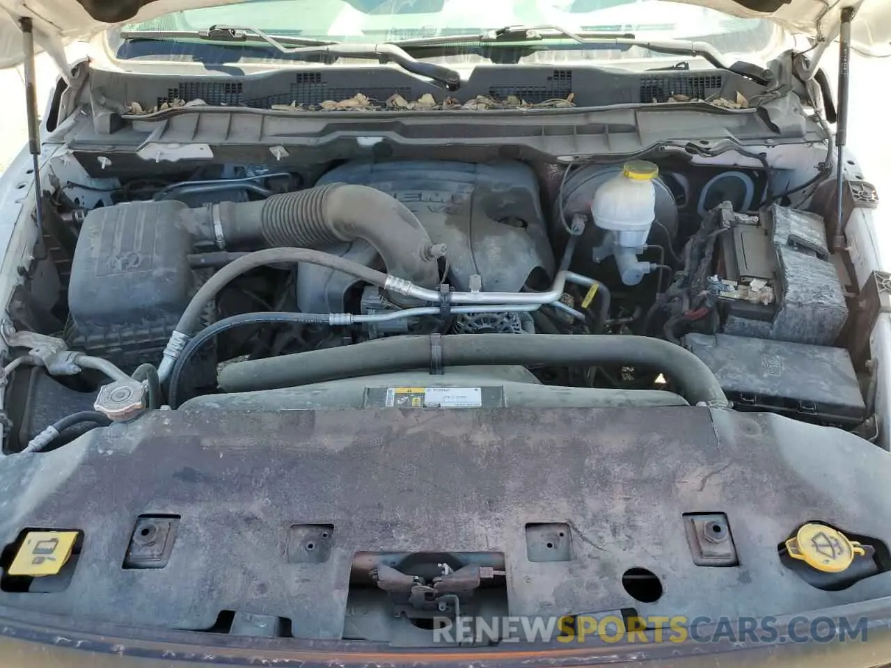12 Photograph of a damaged car 3C6JR6DT2KG619836 RAM 1500 2019