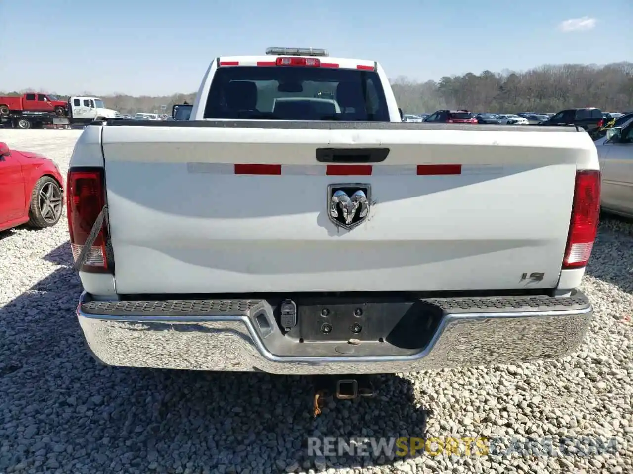 6 Photograph of a damaged car 3C6JR6DT4KG546940 RAM 1500 2019