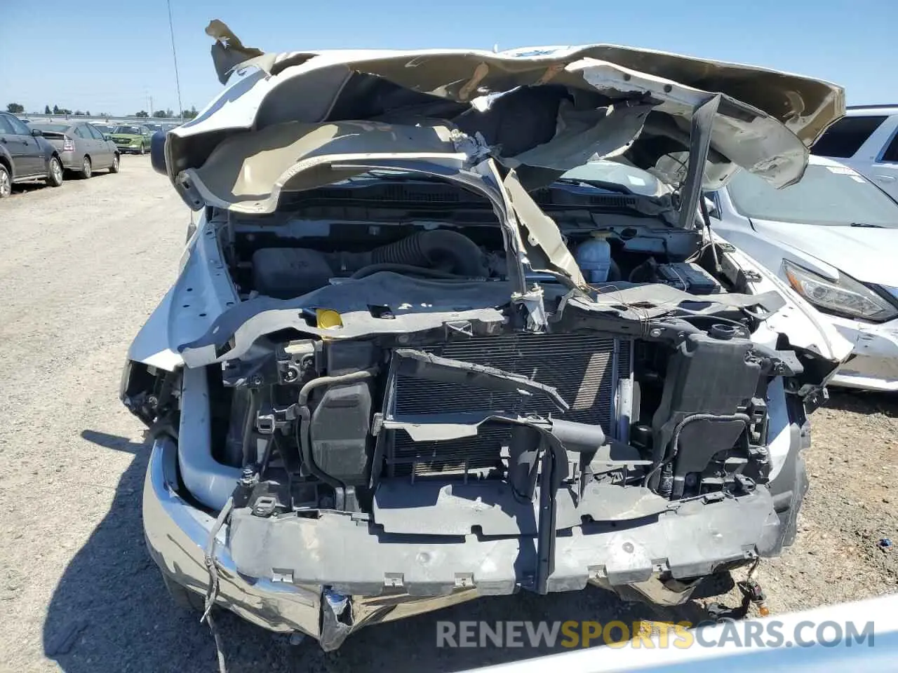 5 Photograph of a damaged car 3C6JR6DT7KG506903 RAM 1500 2019