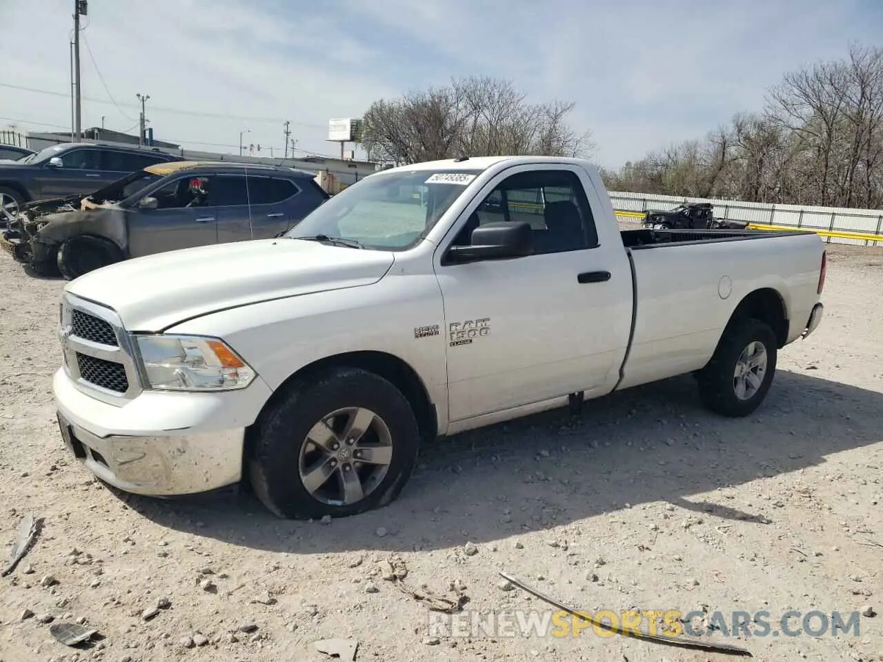 1 Photograph of a damaged car 3C6JR6DT7KG532305 RAM 1500 2019