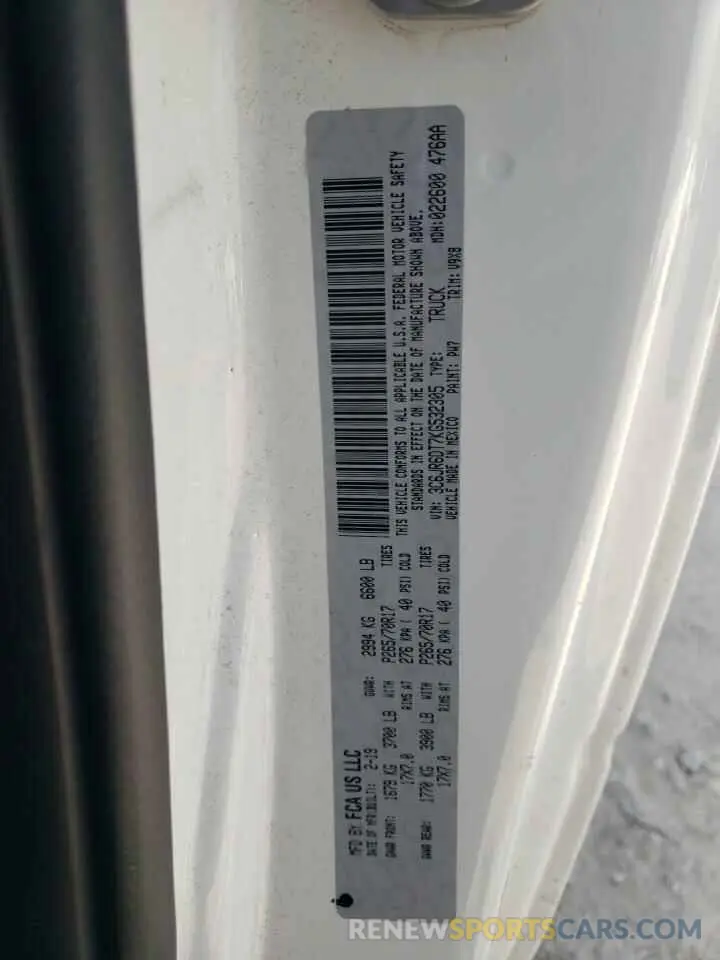 14 Photograph of a damaged car 3C6JR6DT7KG532305 RAM 1500 2019