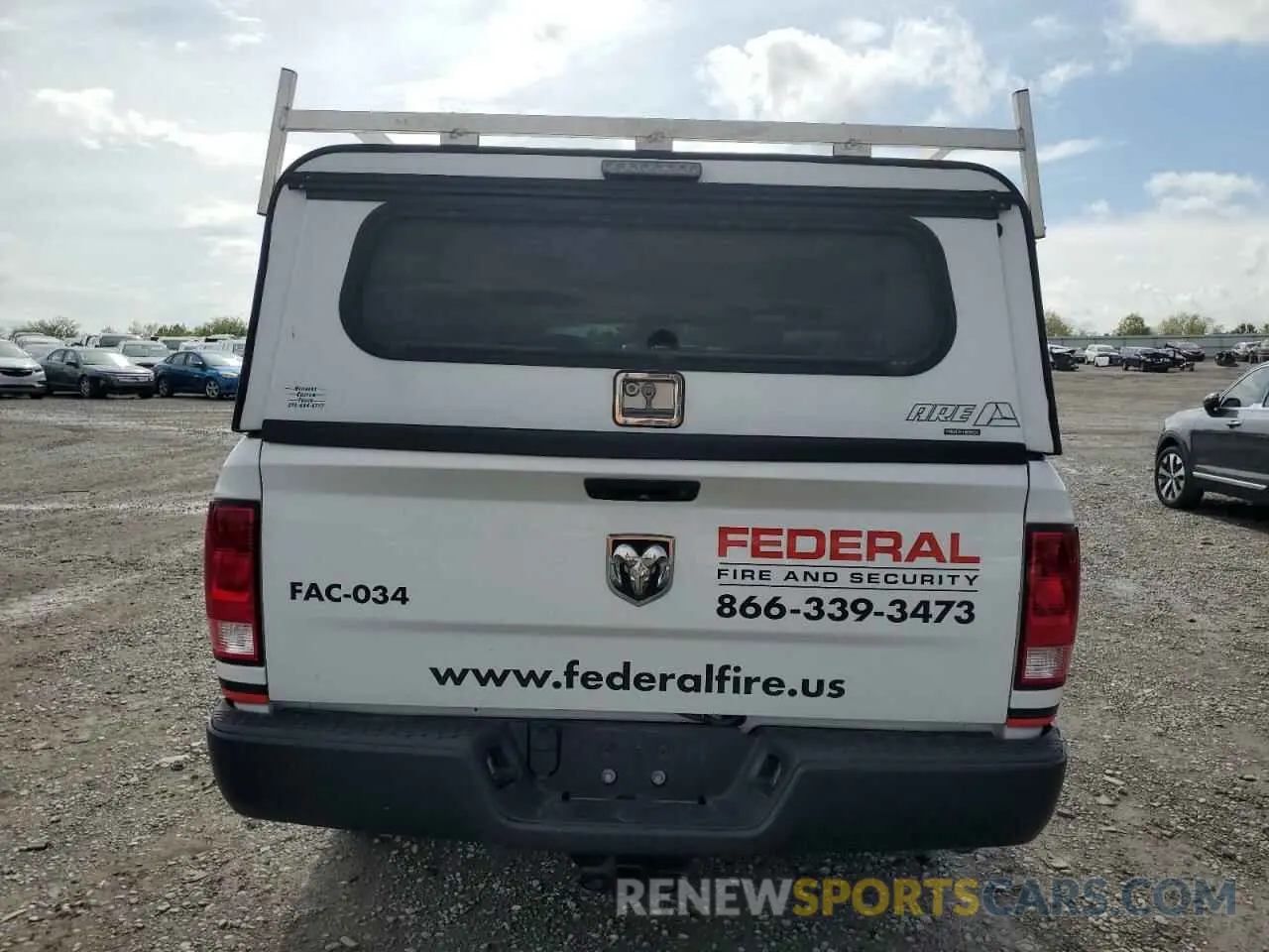 6 Photograph of a damaged car 3C6JR6DT7KG547029 RAM 1500 2019