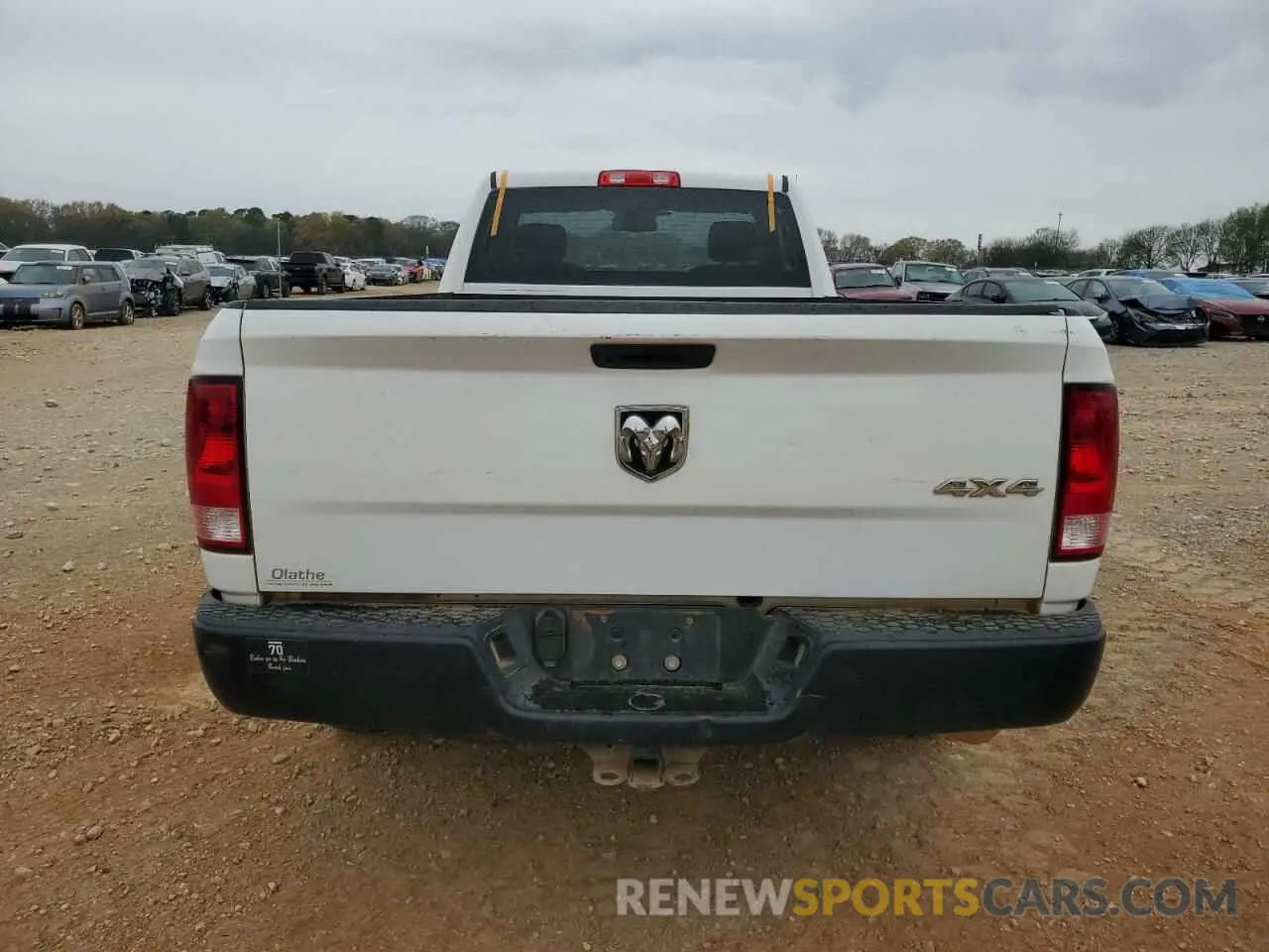 6 Photograph of a damaged car 3C6JR7DG0KG501535 RAM 1500 2019